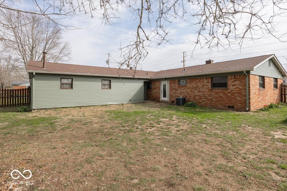 2023 W Orchard Drive