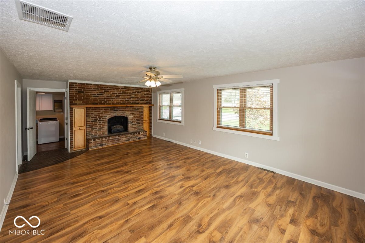 2023 W Orchard Drive