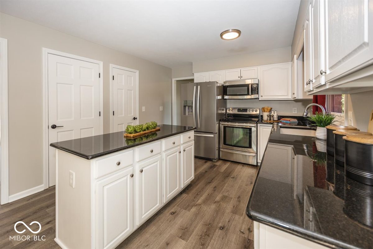 9031 Anchor Mark Drive