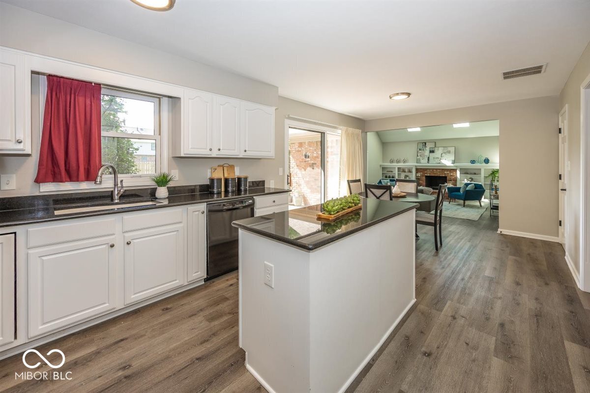 9031 Anchor Mark Drive