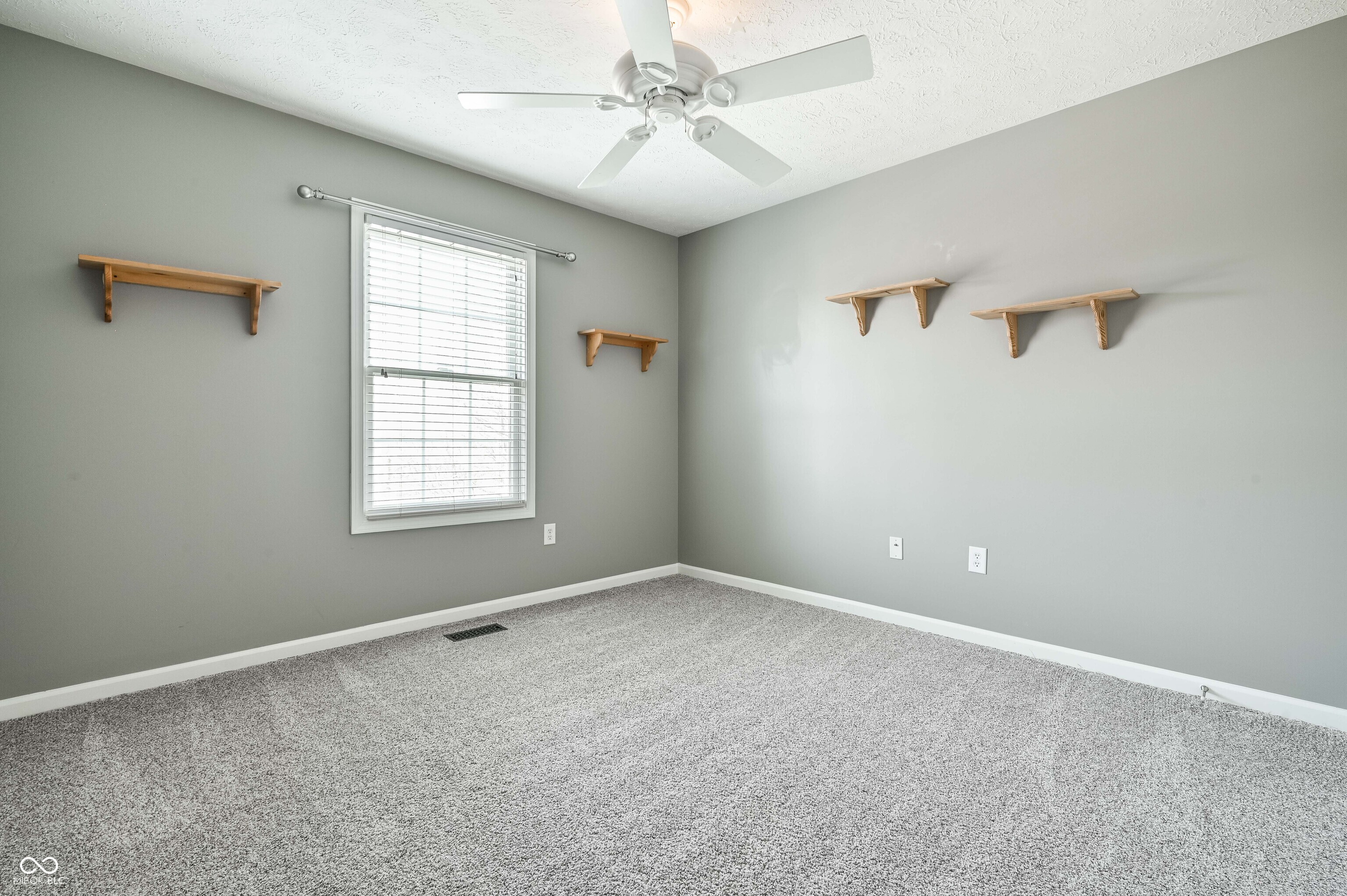 1213 Somerville Drive