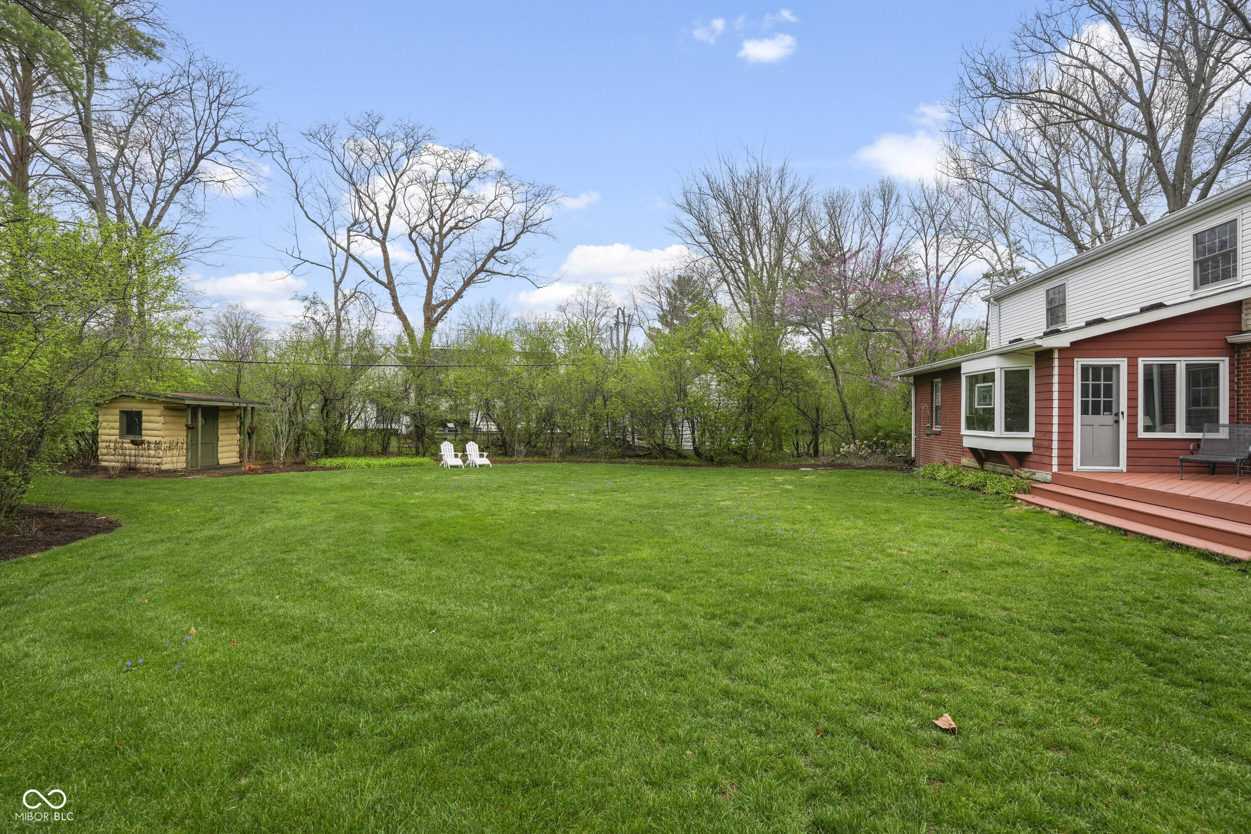 695 W 77th Street South Drive