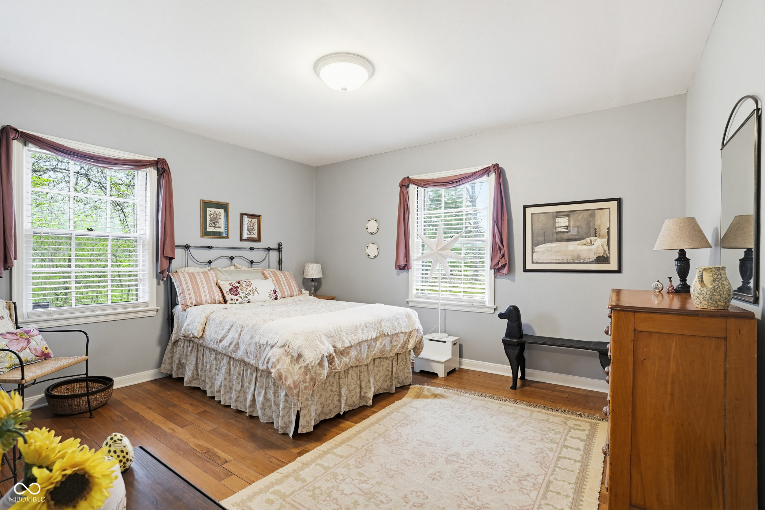 695 W 77th Street South Drive