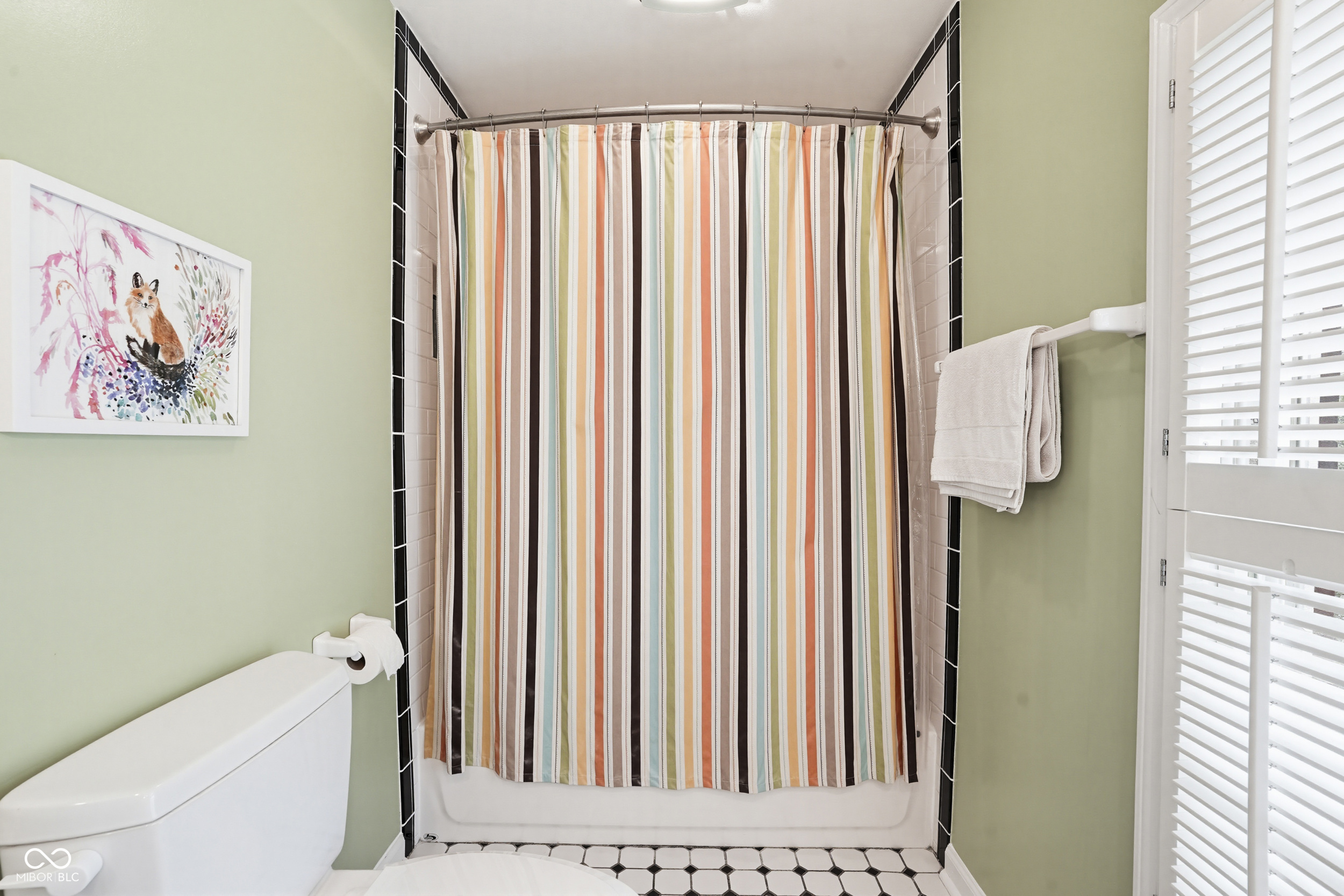 695 W 77th Street South Drive