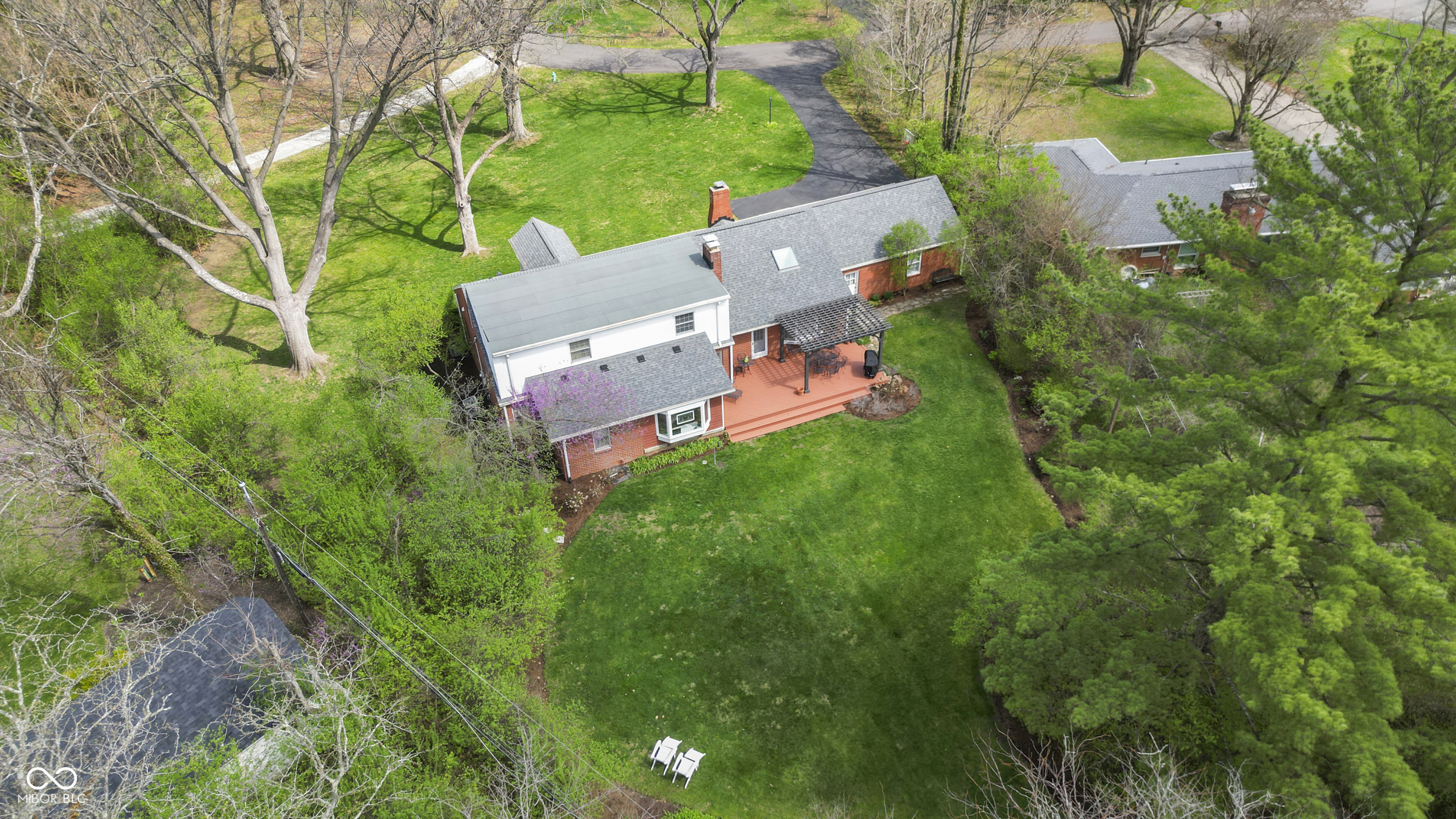 695 W 77th Street South Drive