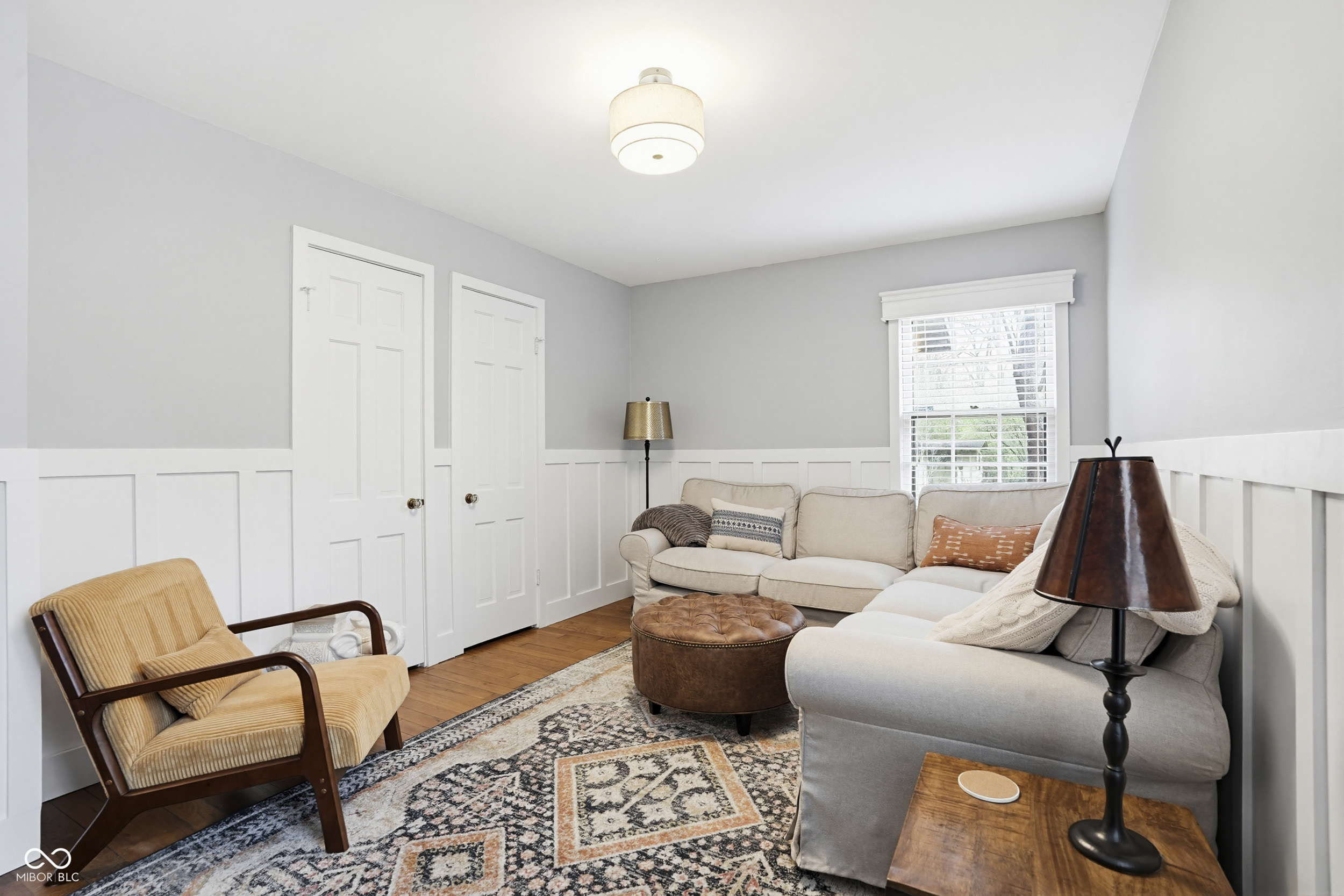 695 W 77th Street South Drive