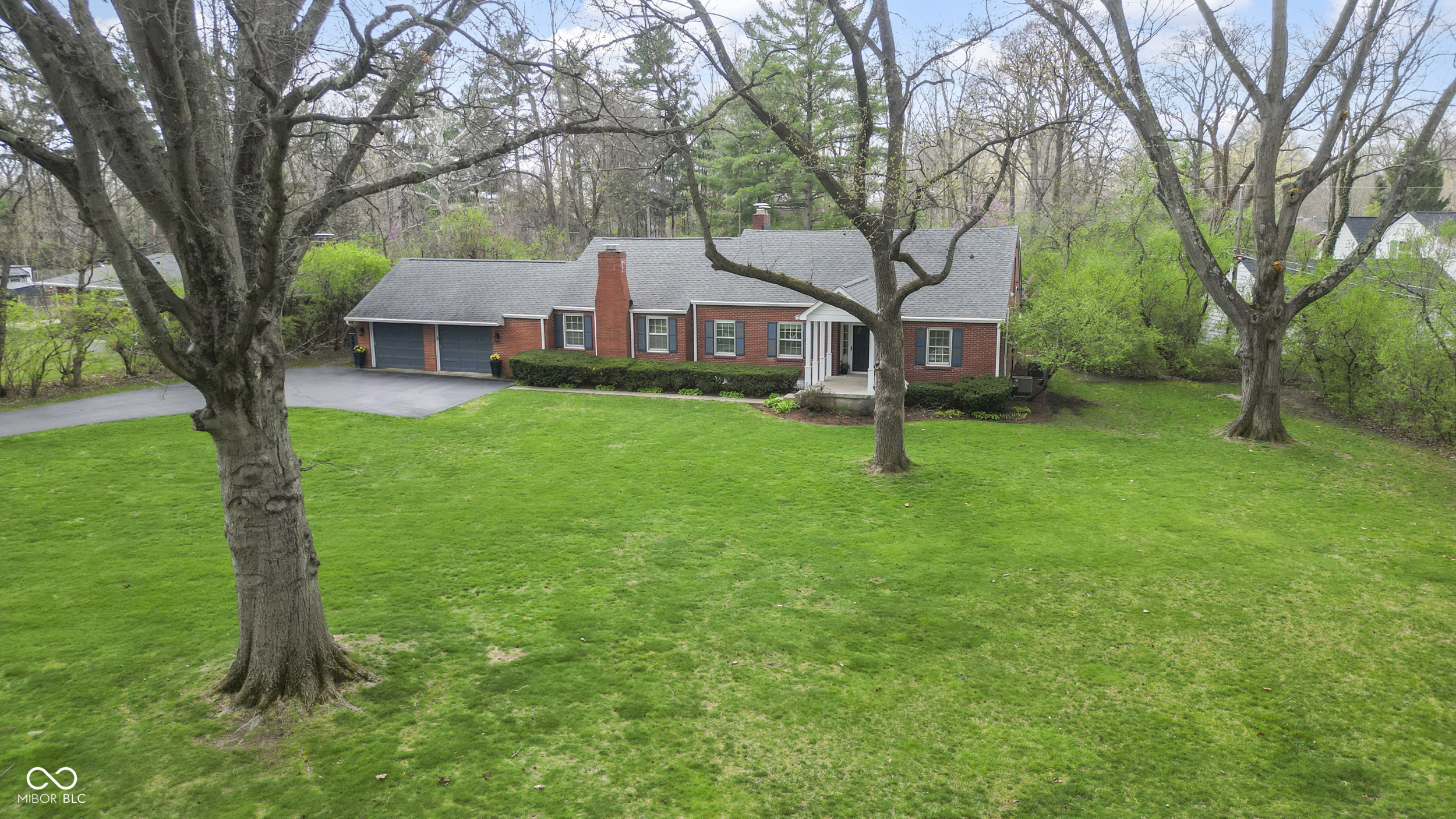 695 W 77th Street South Drive