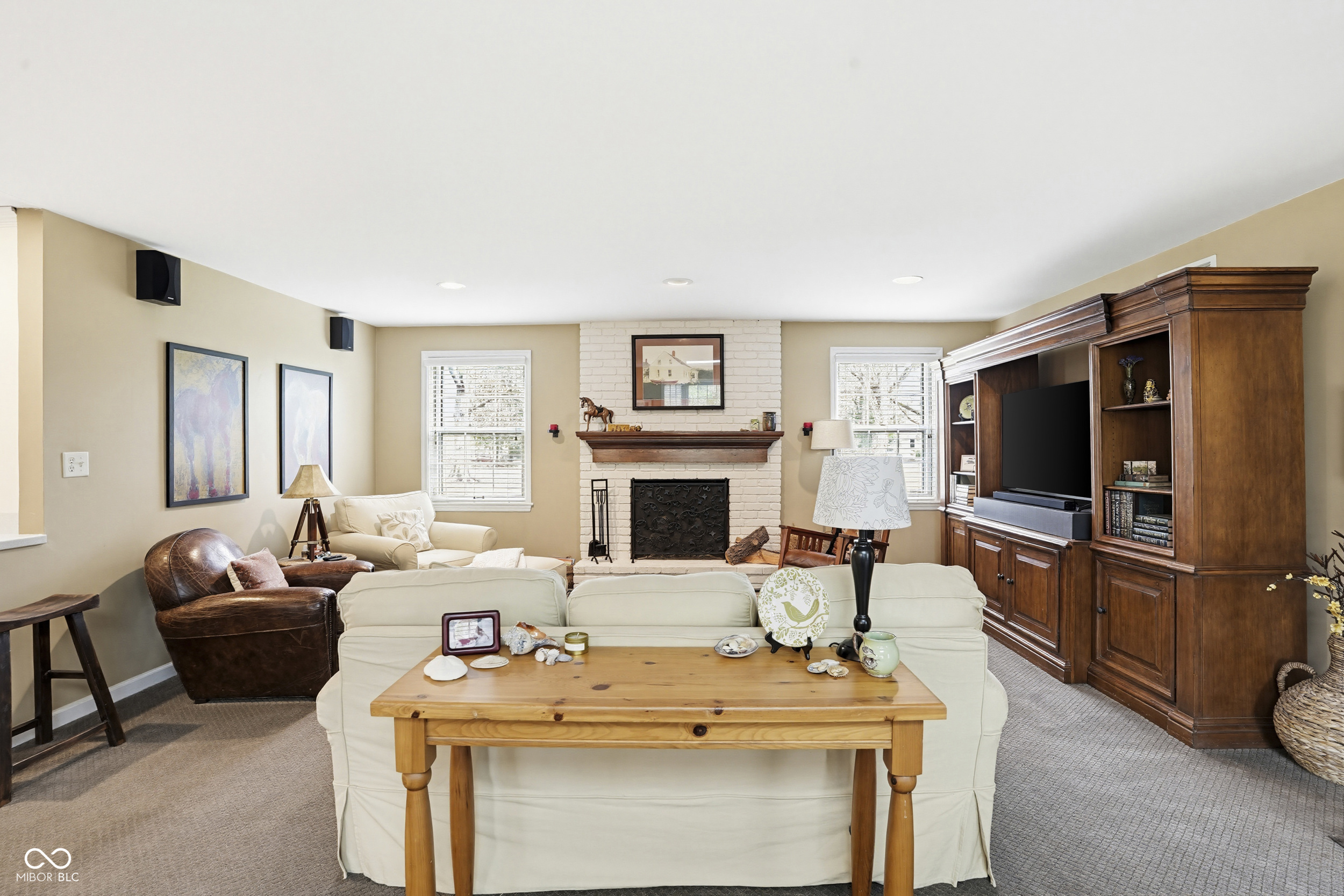 695 W 77th Street South Drive