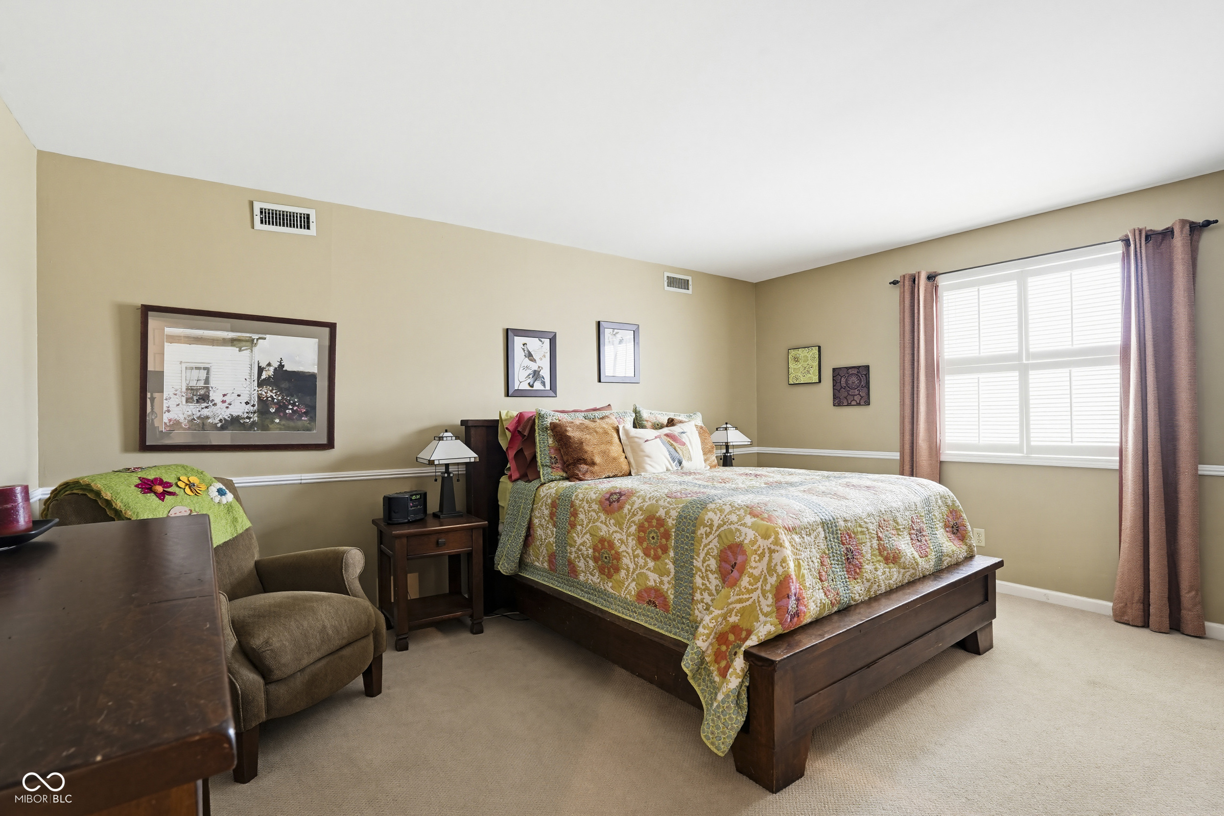 695 W 77th Street South Drive