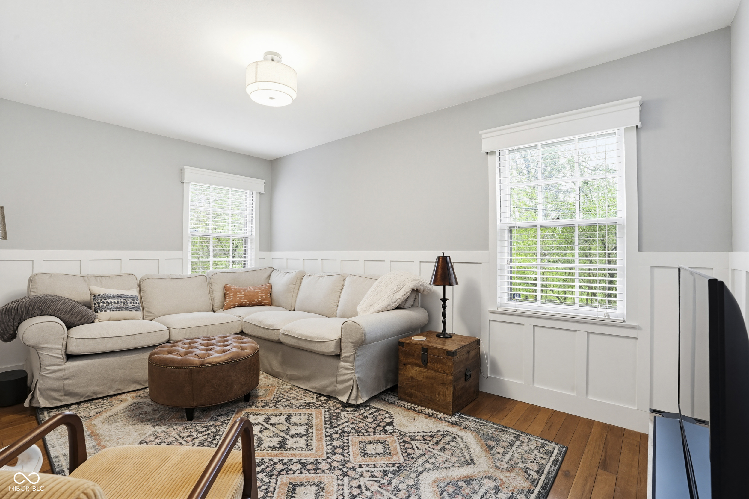 695 W 77th Street South Drive