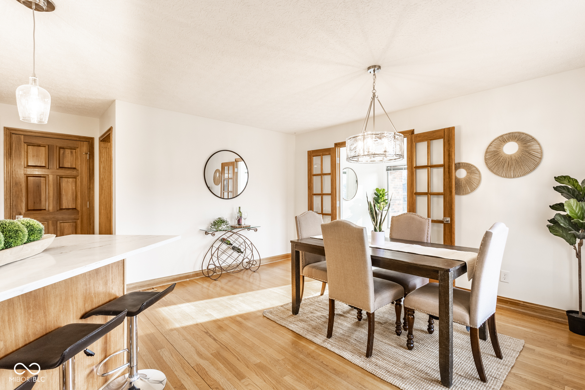 7025 Hunters Ridge Drive