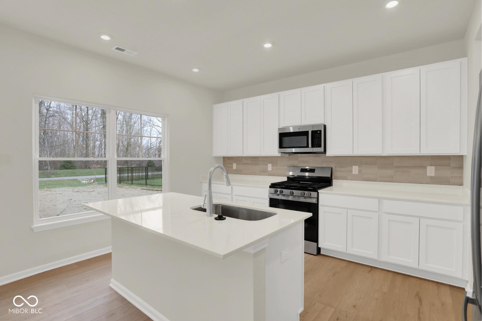 1479 Mahoning Road