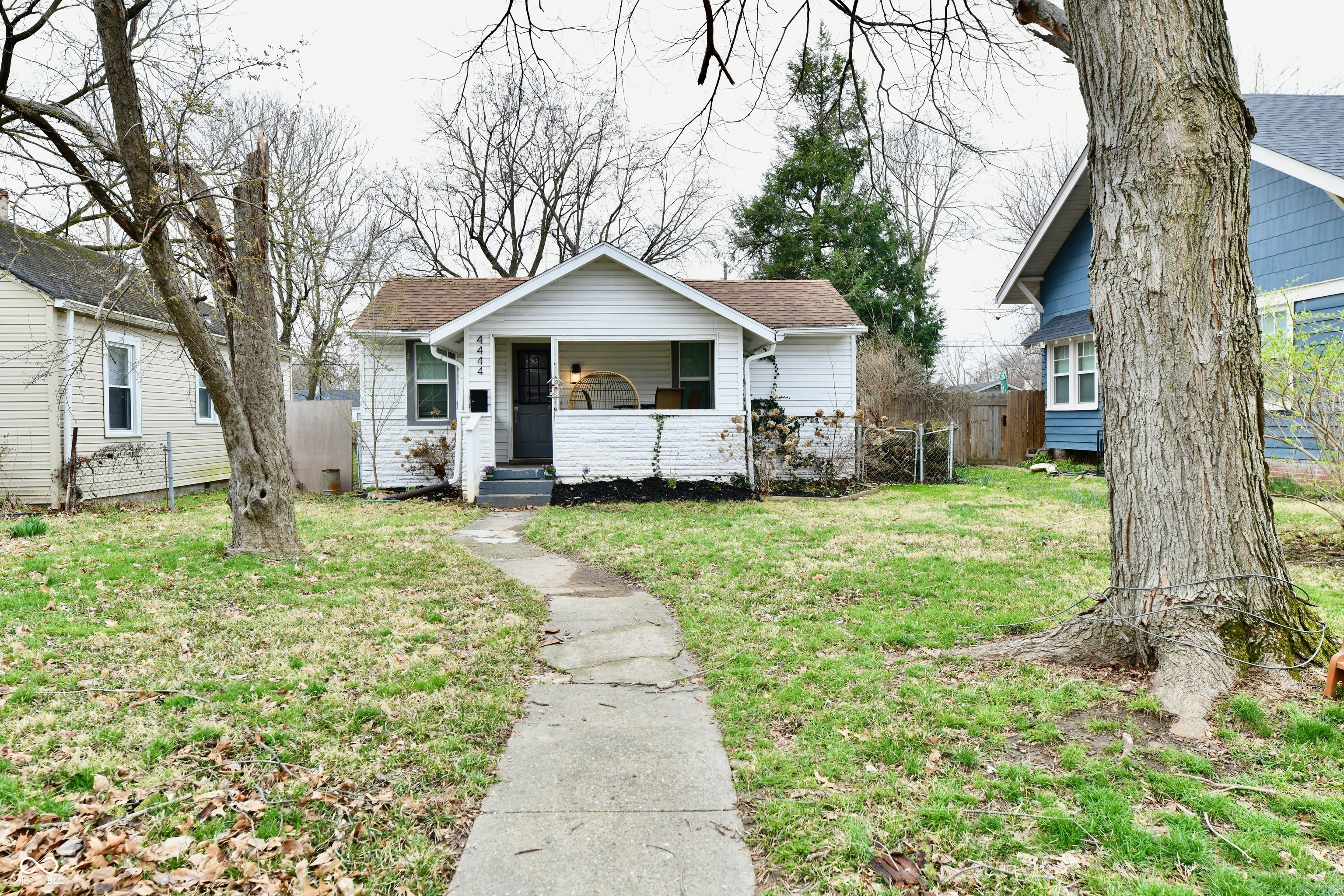 4444 Kingsley Drive
