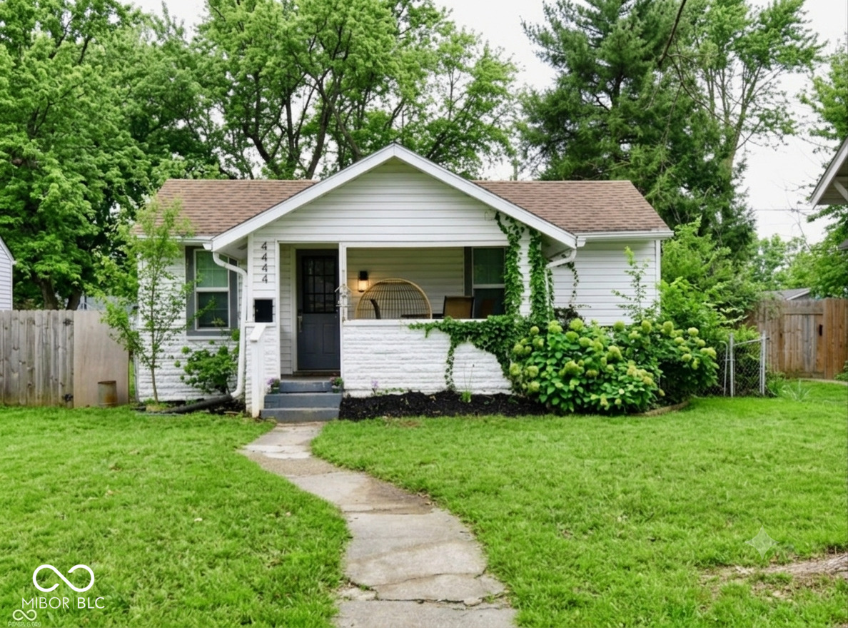 4444 Kingsley Drive