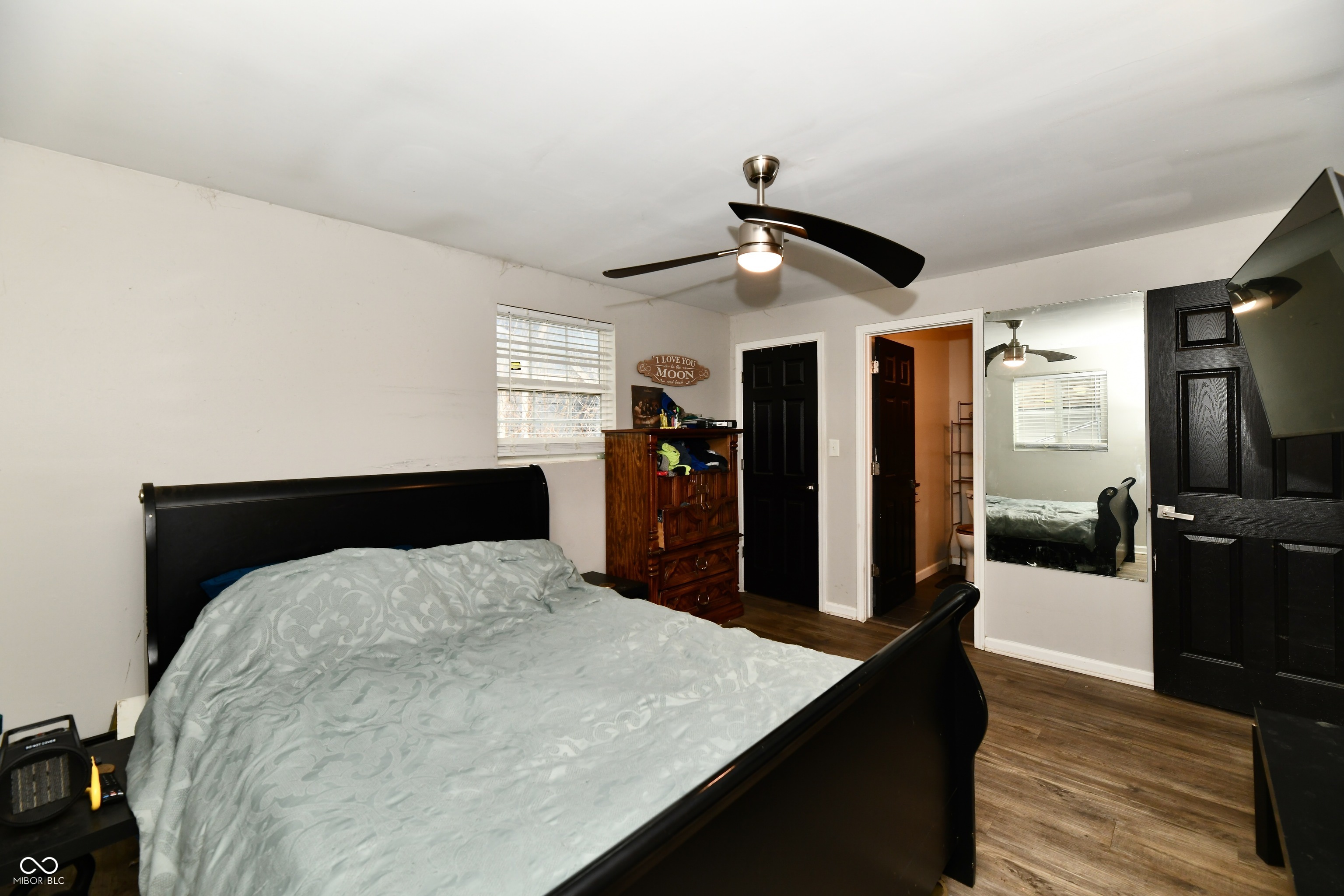 4444 Kingsley Drive