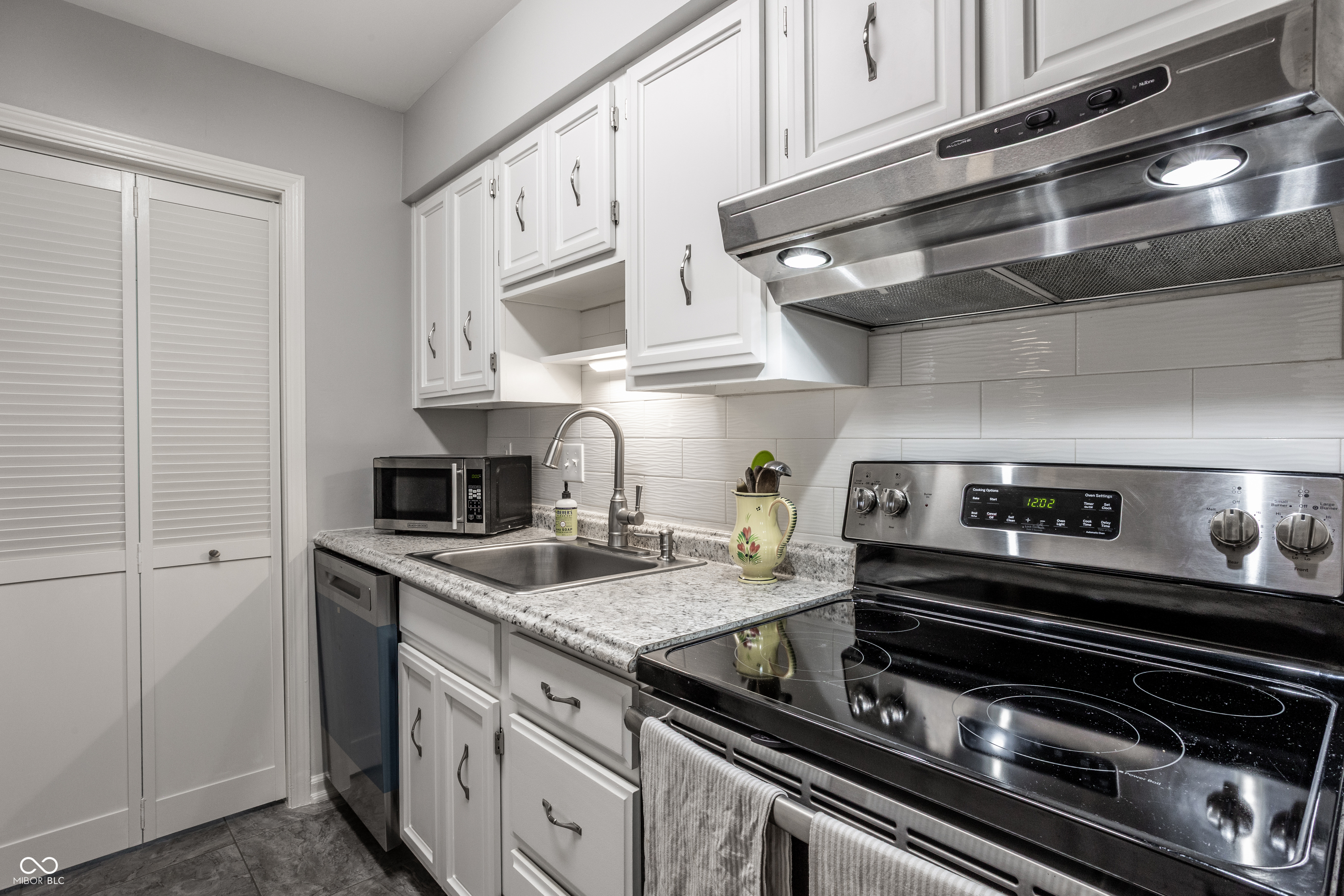 2262 Rome Drive Unit: A