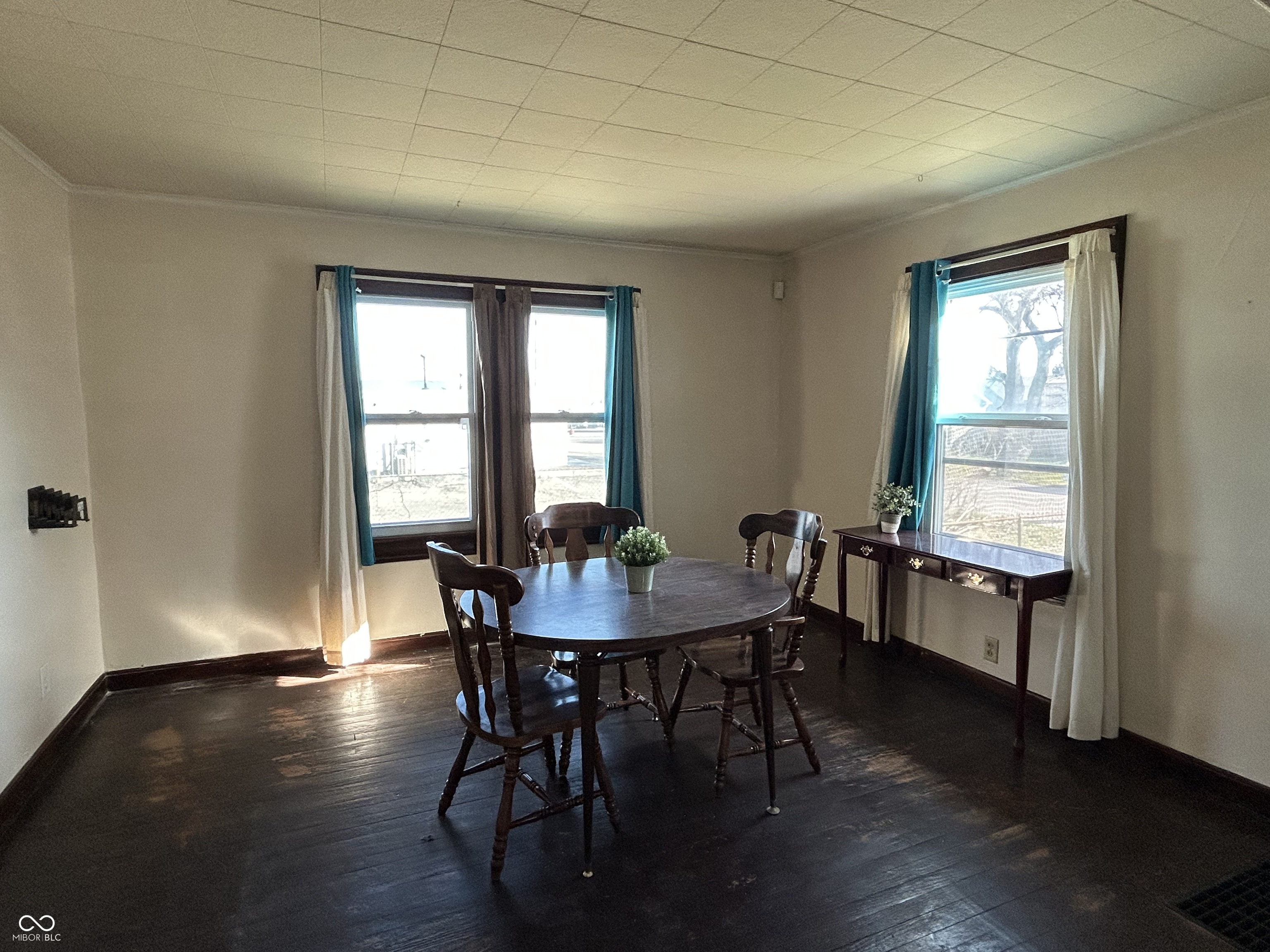 1212 S Moreland Avenue