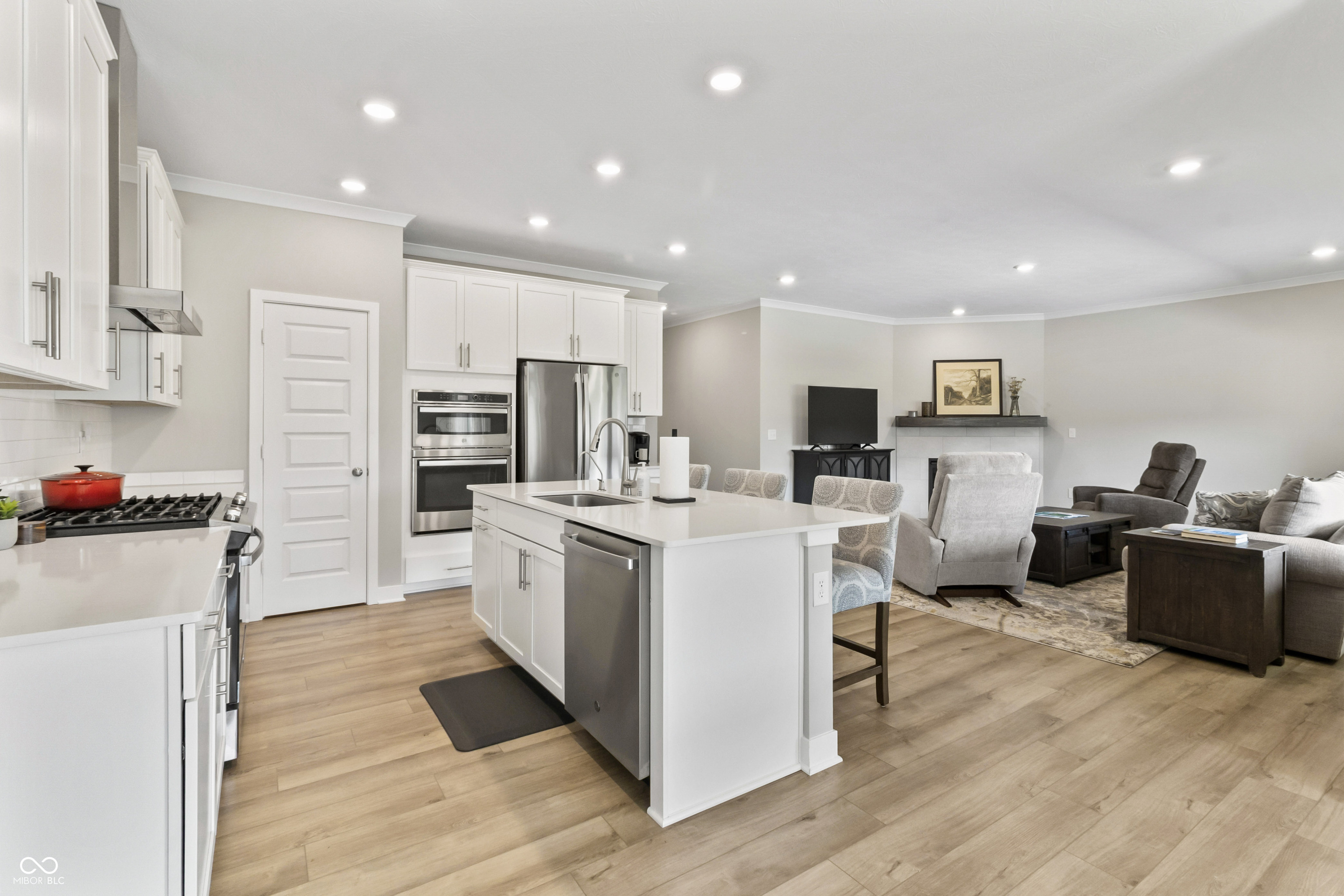 5197 Parkhurst Crossing