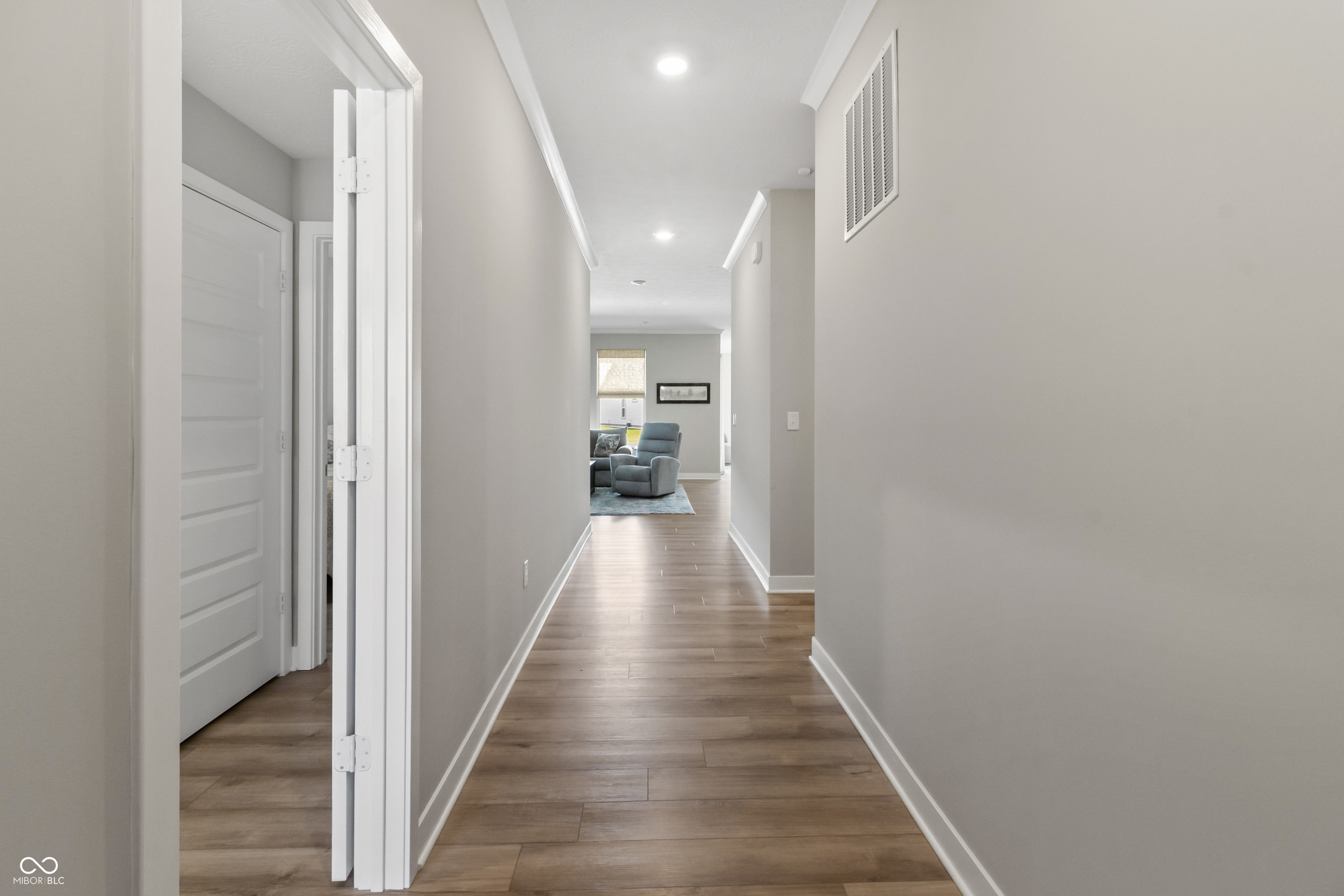 5197 Parkhurst Crossing