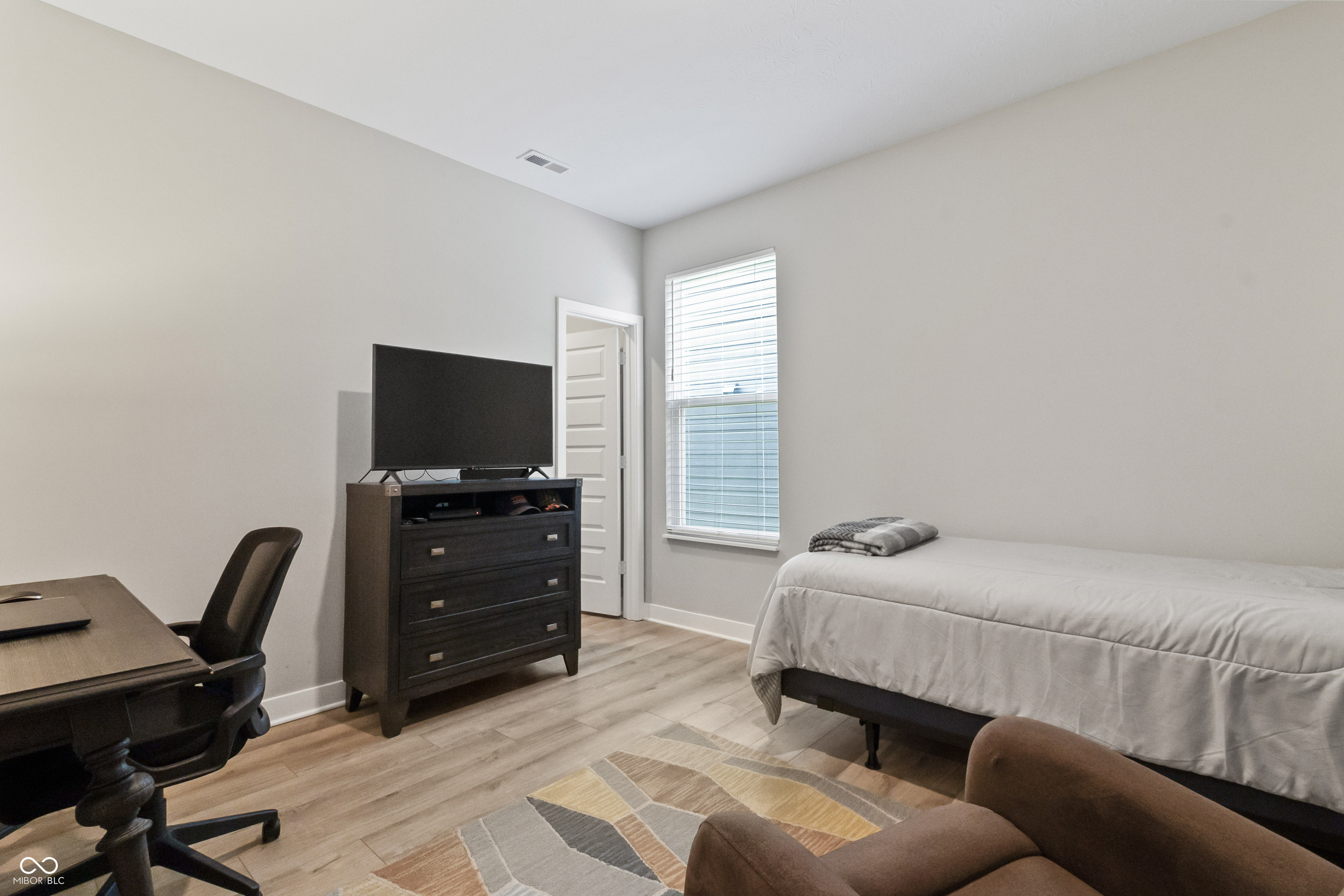 5197 Parkhurst Crossing