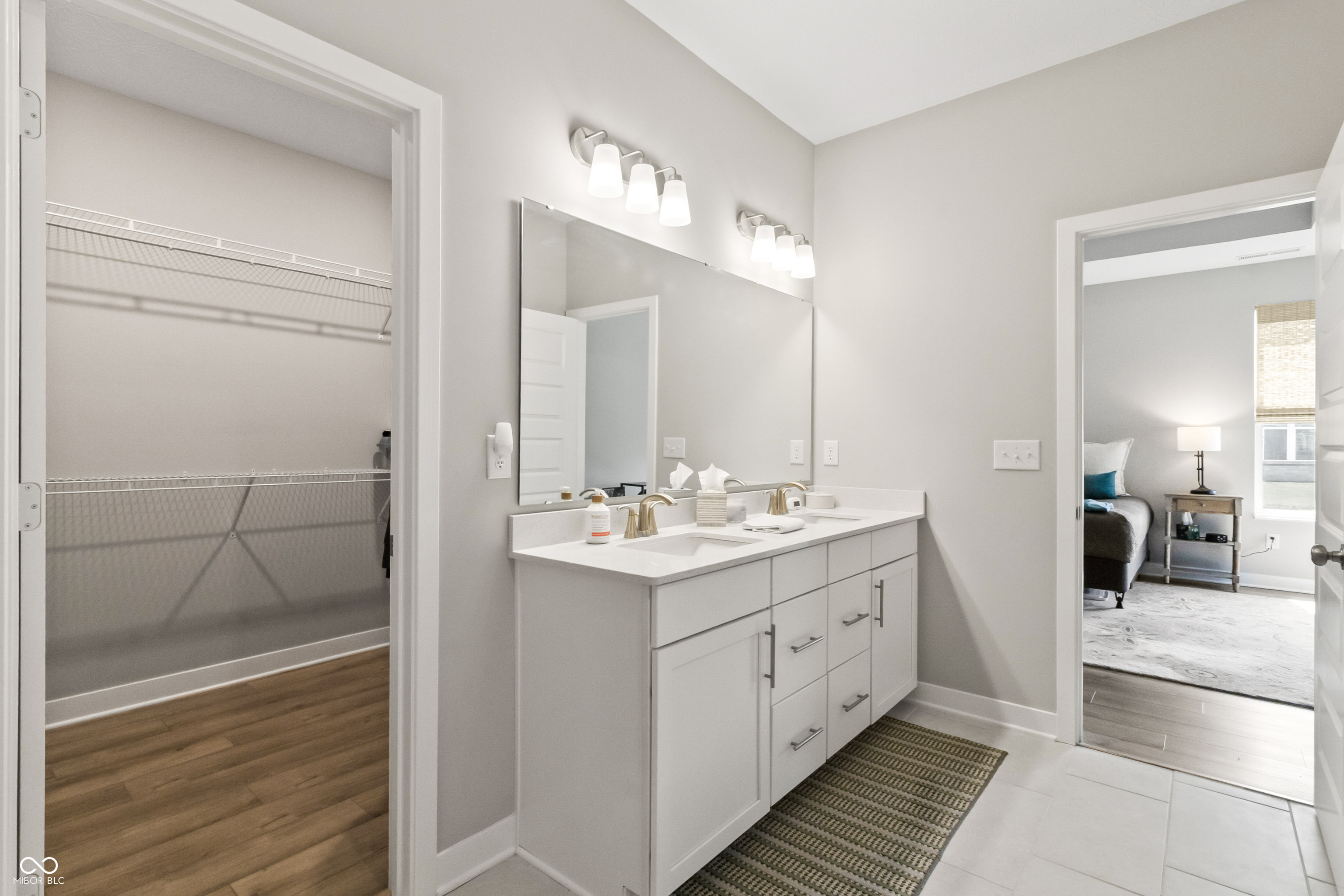 5197 Parkhurst Crossing