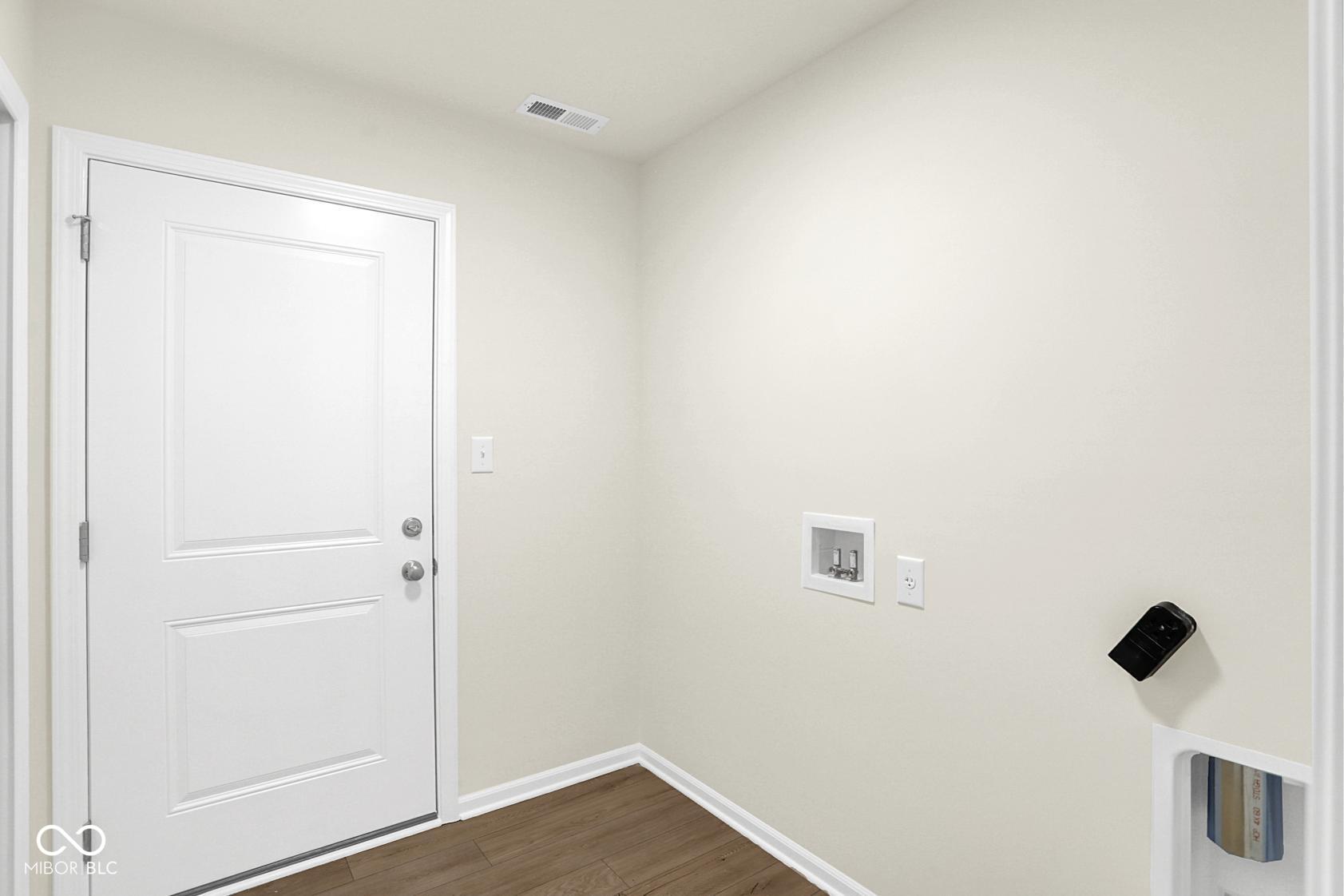 19537 Atwater Avenue