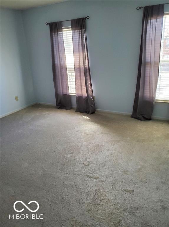 5643 N Rockingham Lane