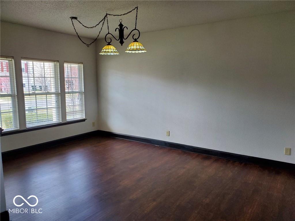 5643 N Rockingham Lane