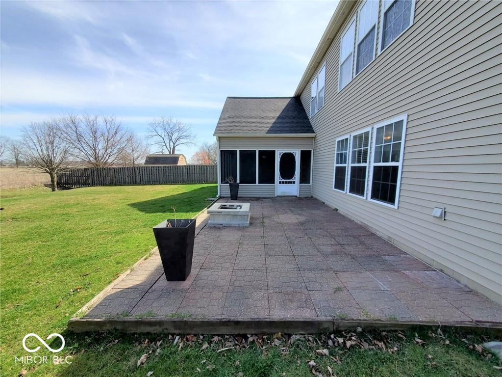 5643 N Rockingham Lane