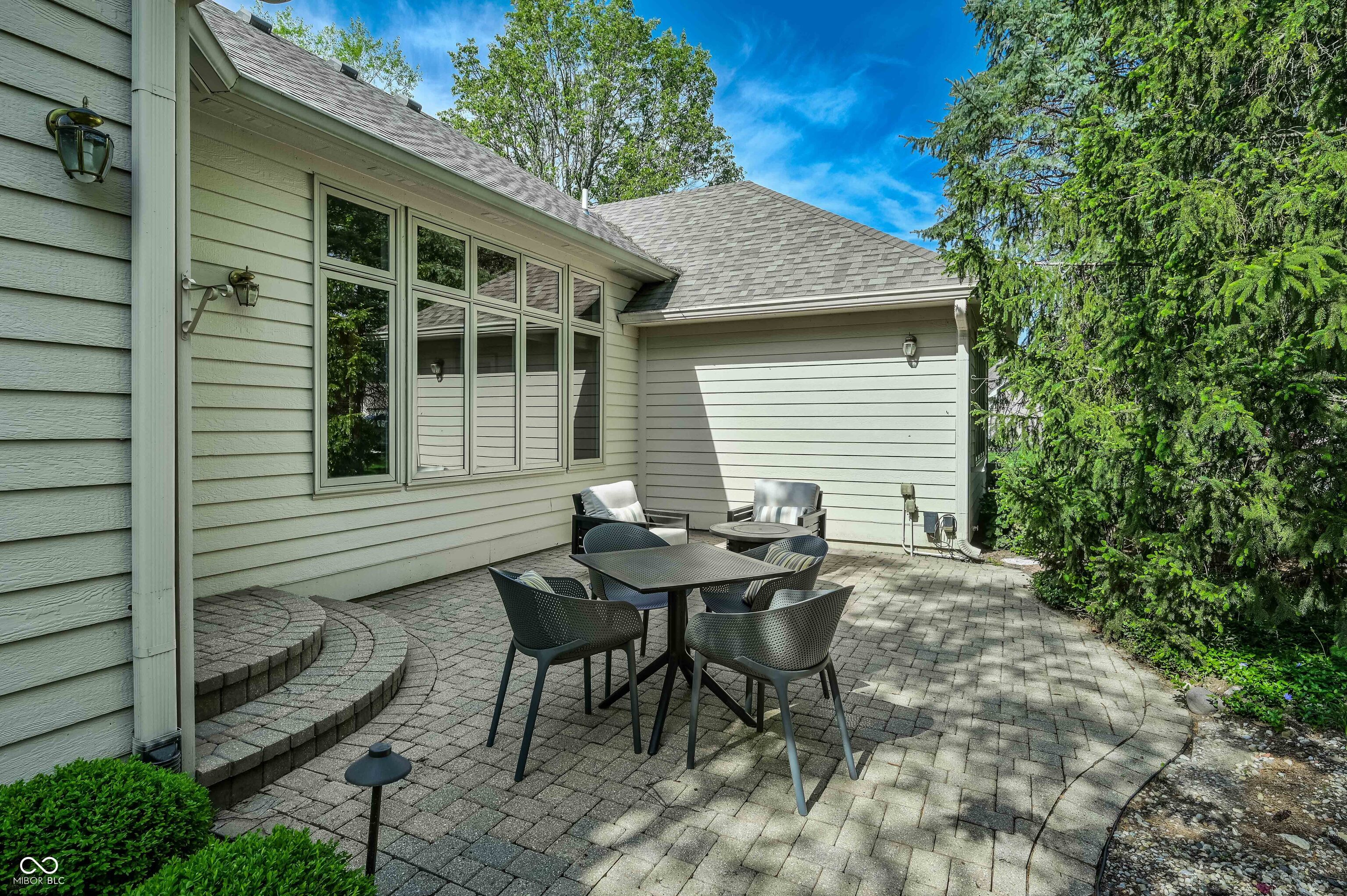 12344 St Armands Circle