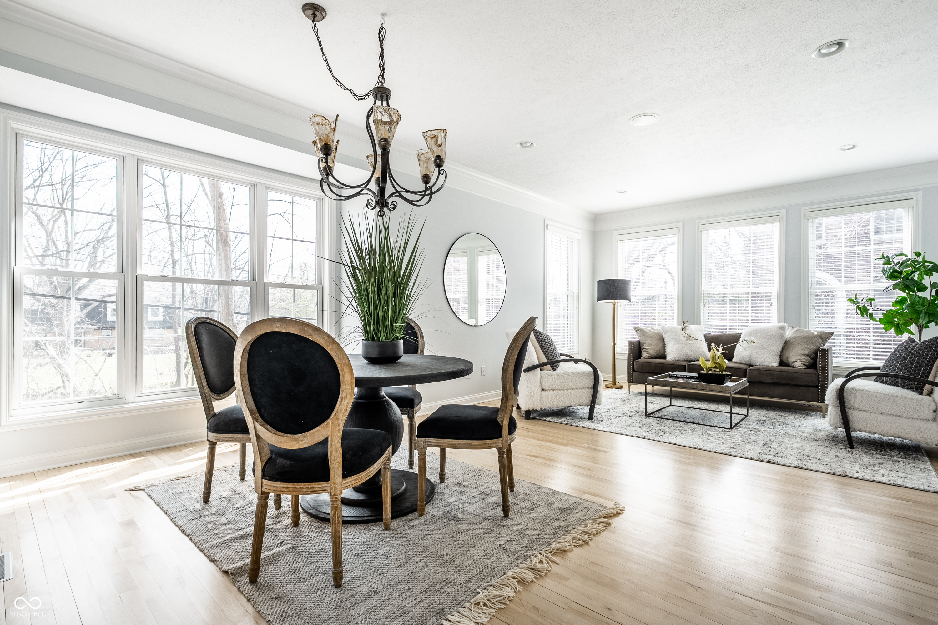 8635 Meridian Square Drive