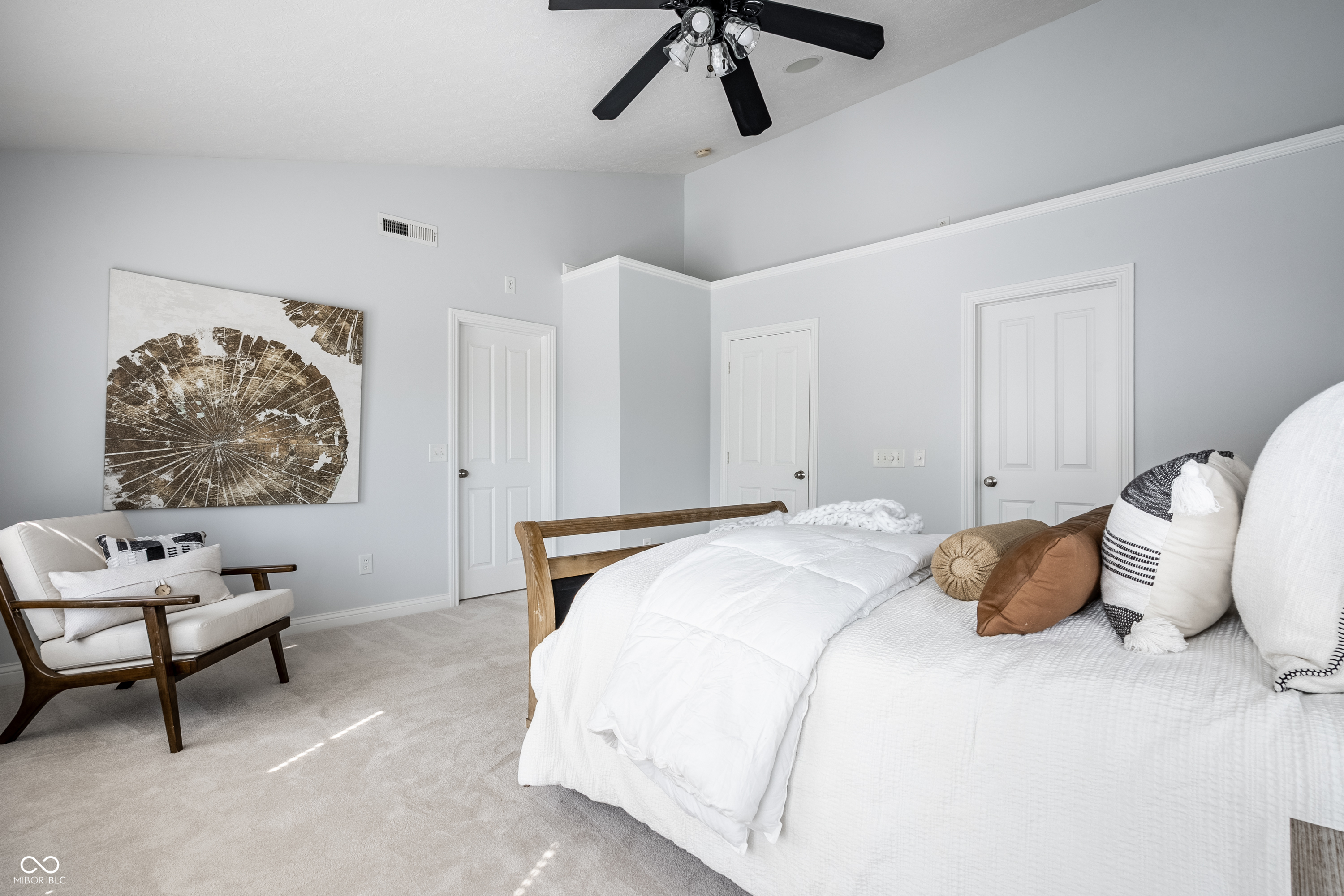 8635 Meridian Square Drive