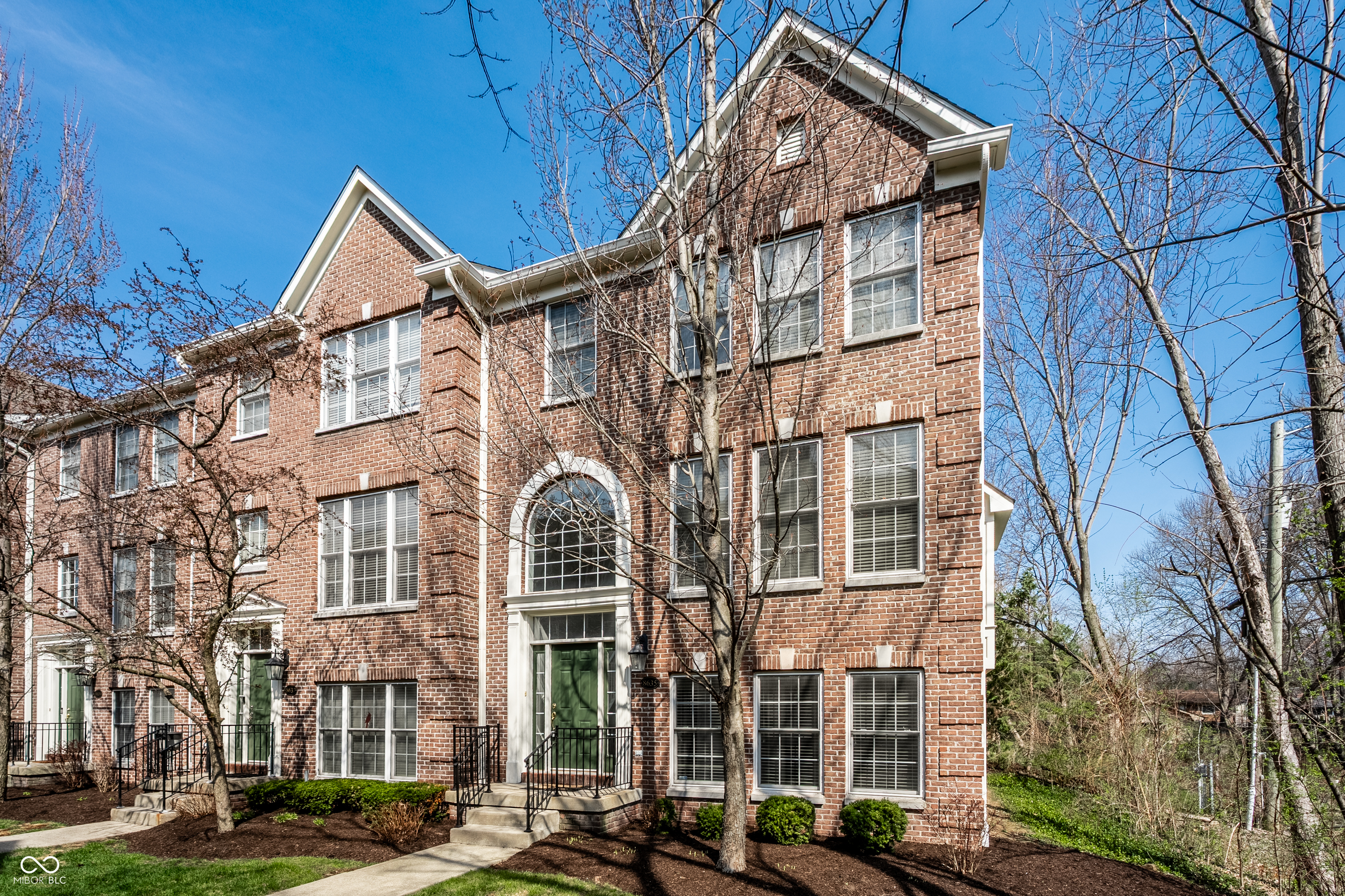 8635 Meridian Square Drive