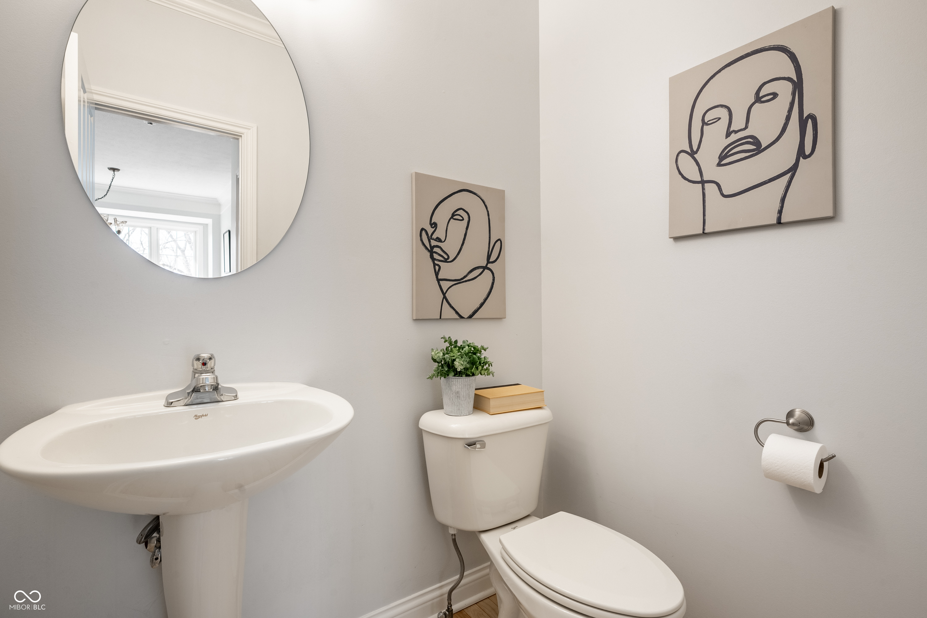 8635 Meridian Square Drive