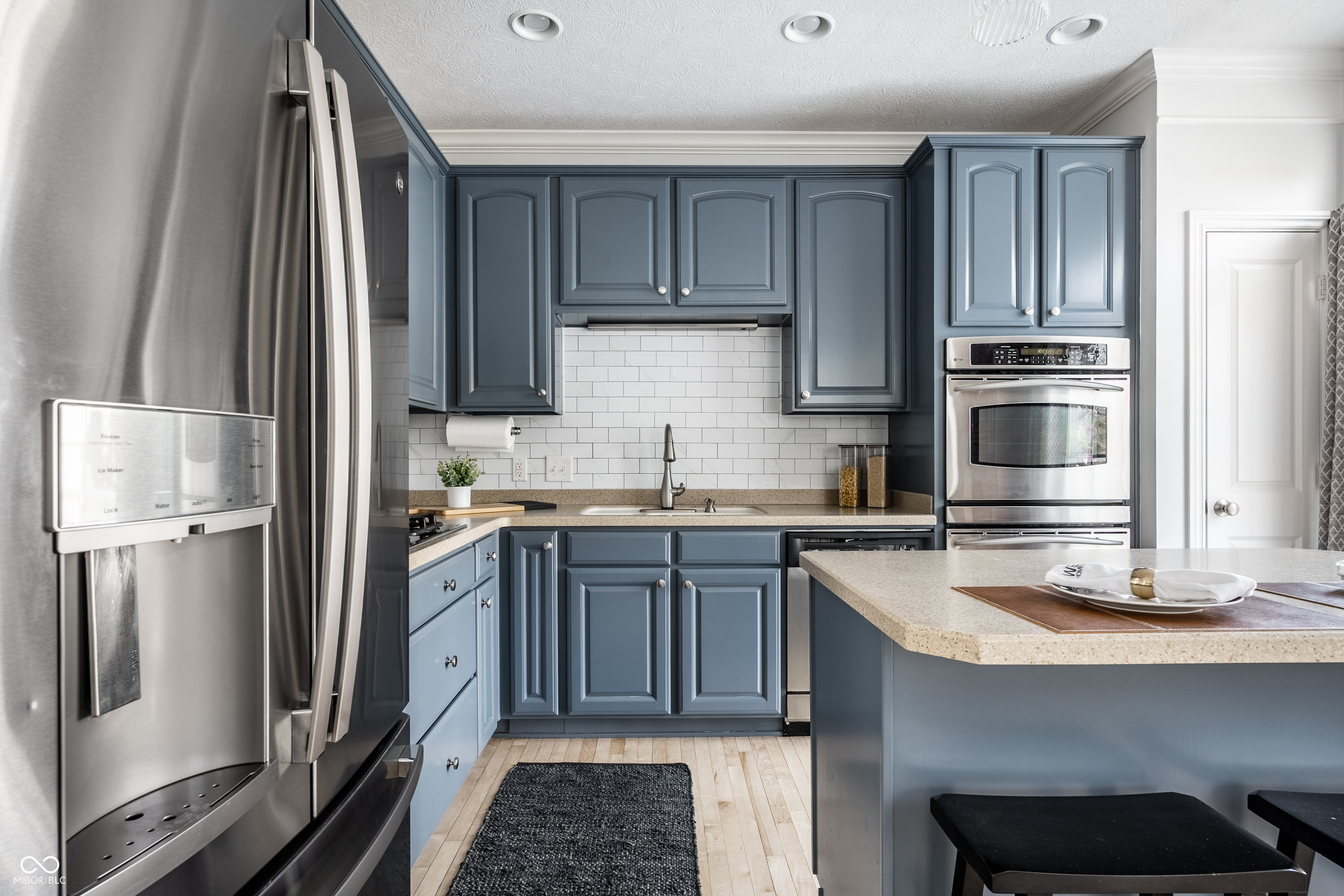 8635 Meridian Square Drive