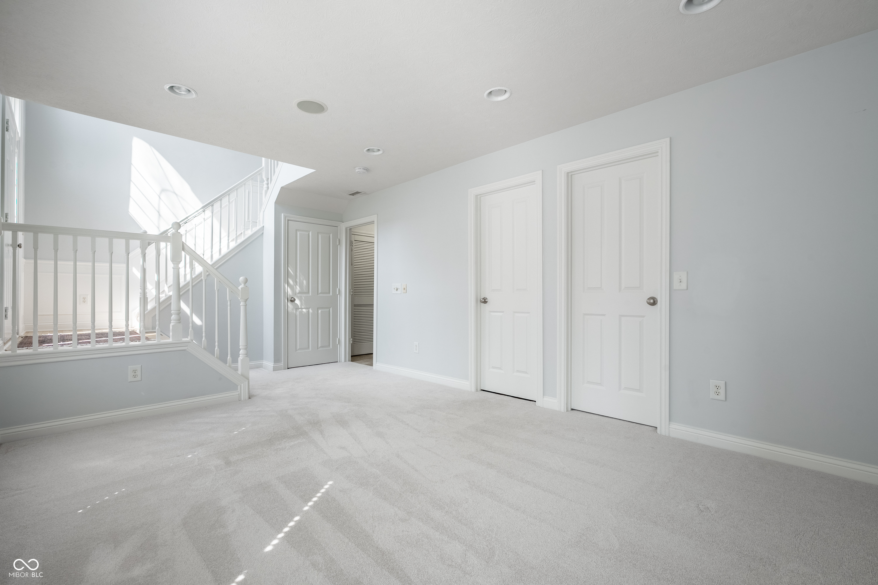 8635 Meridian Square Drive