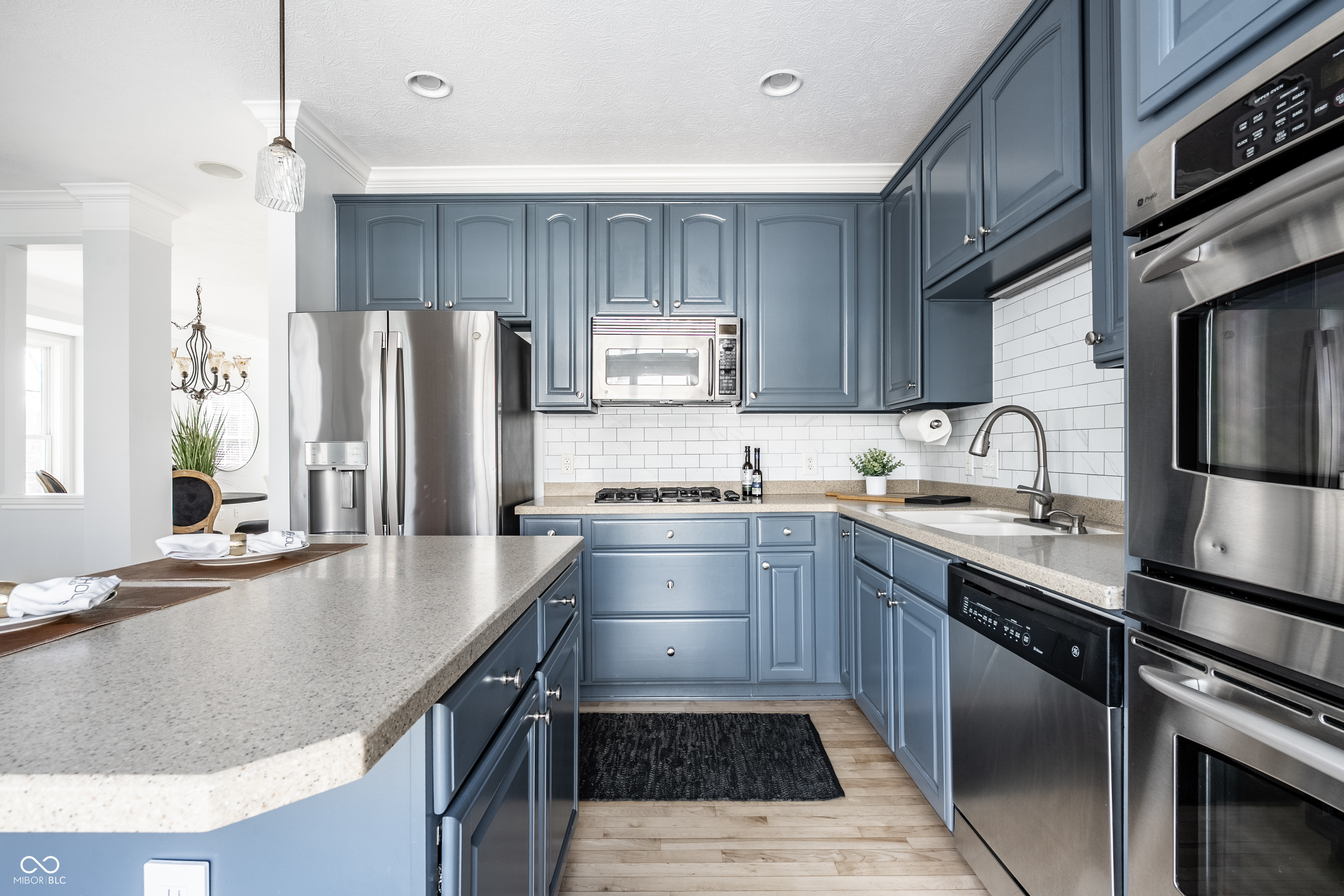 8635 Meridian Square Drive