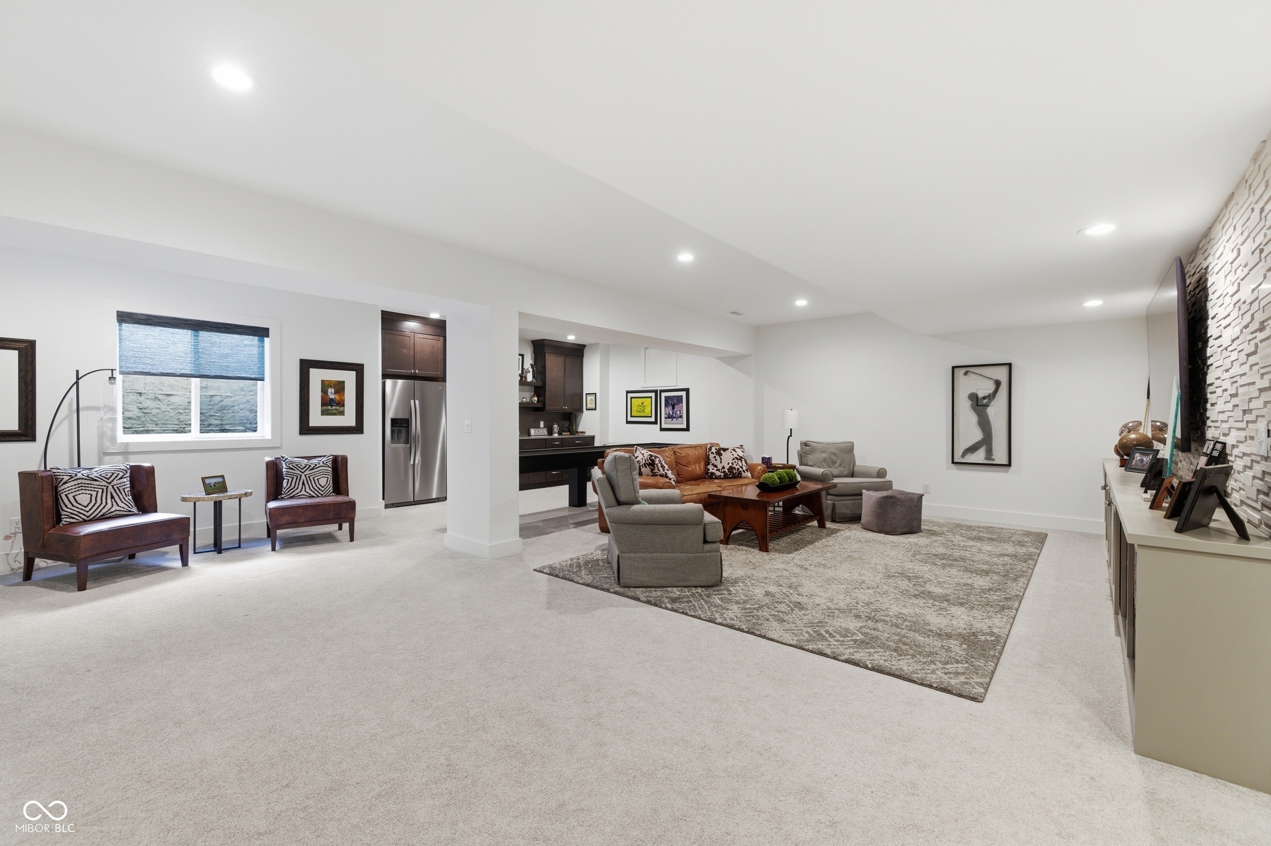 14991 Oak Hollow Lane W