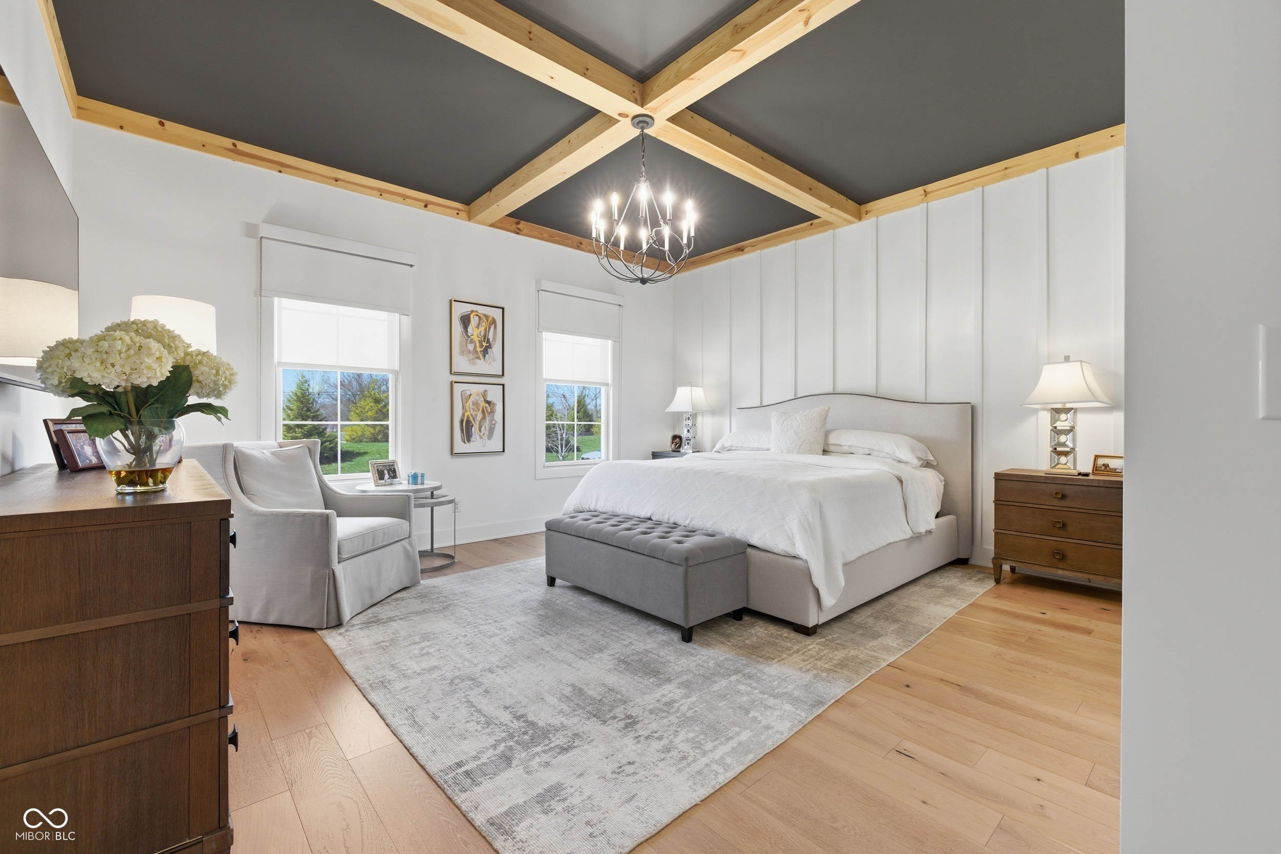 14991 Oak Hollow Lane W