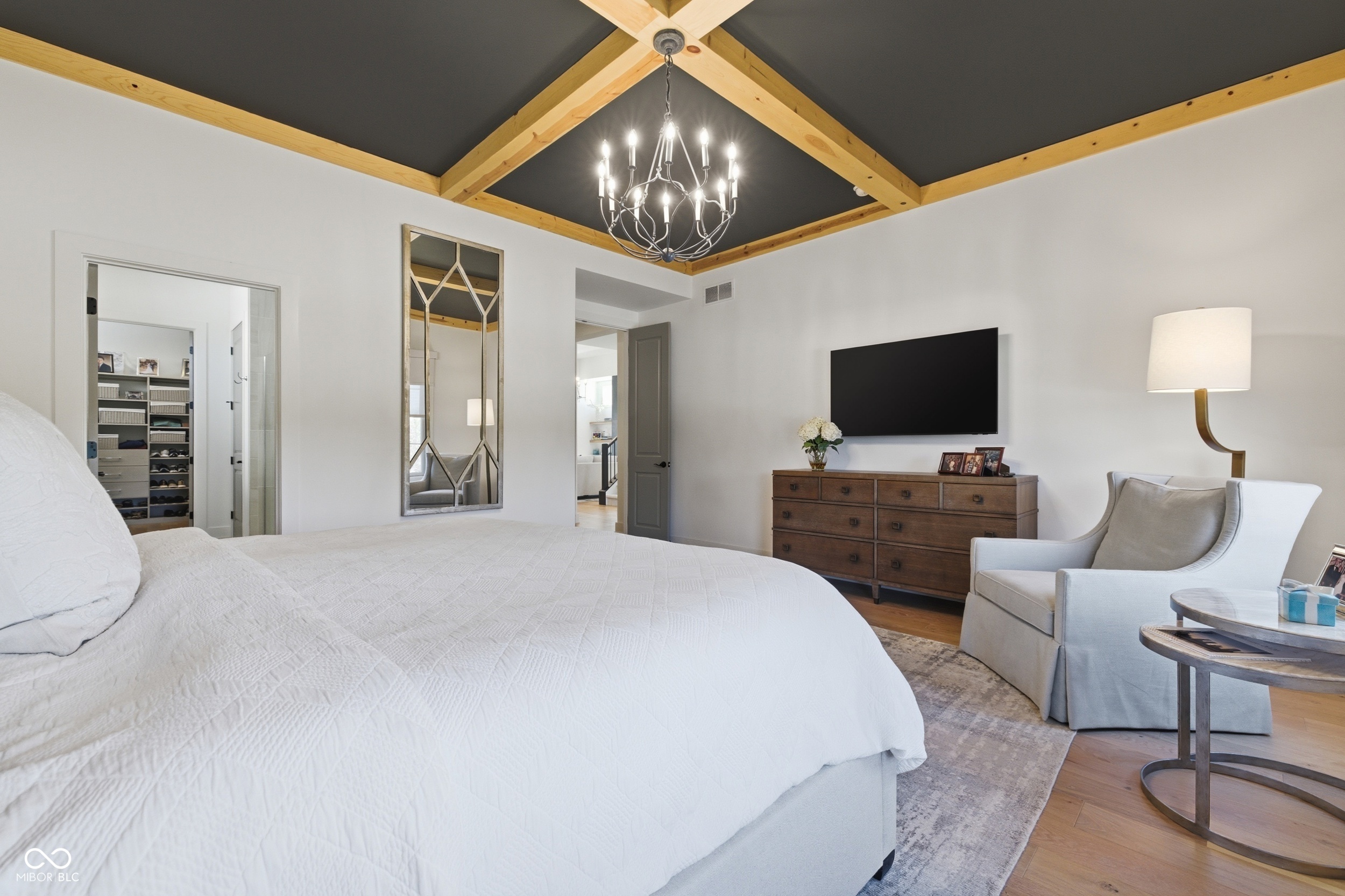 14991 Oak Hollow Lane W