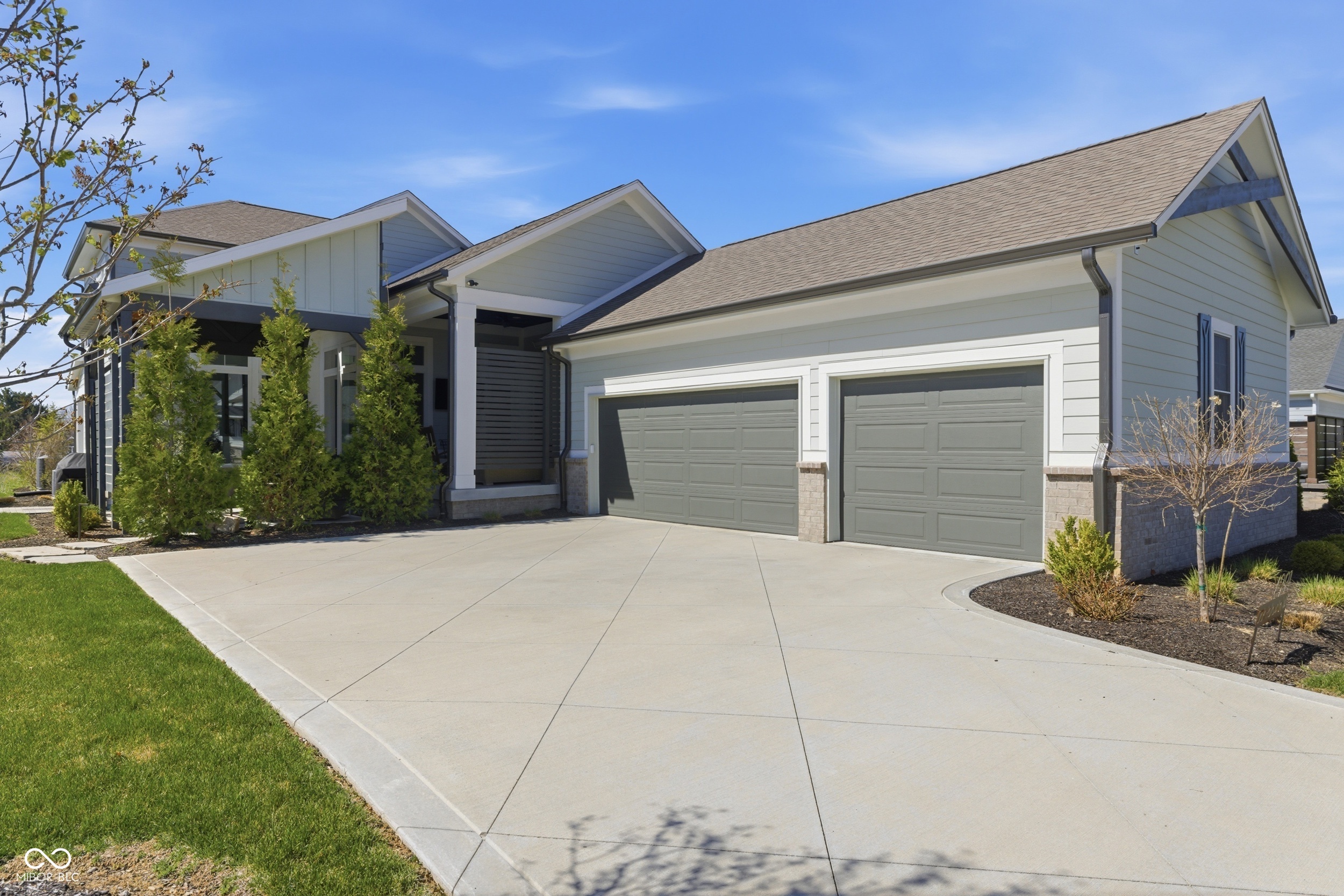 14991 Oak Hollow Lane W