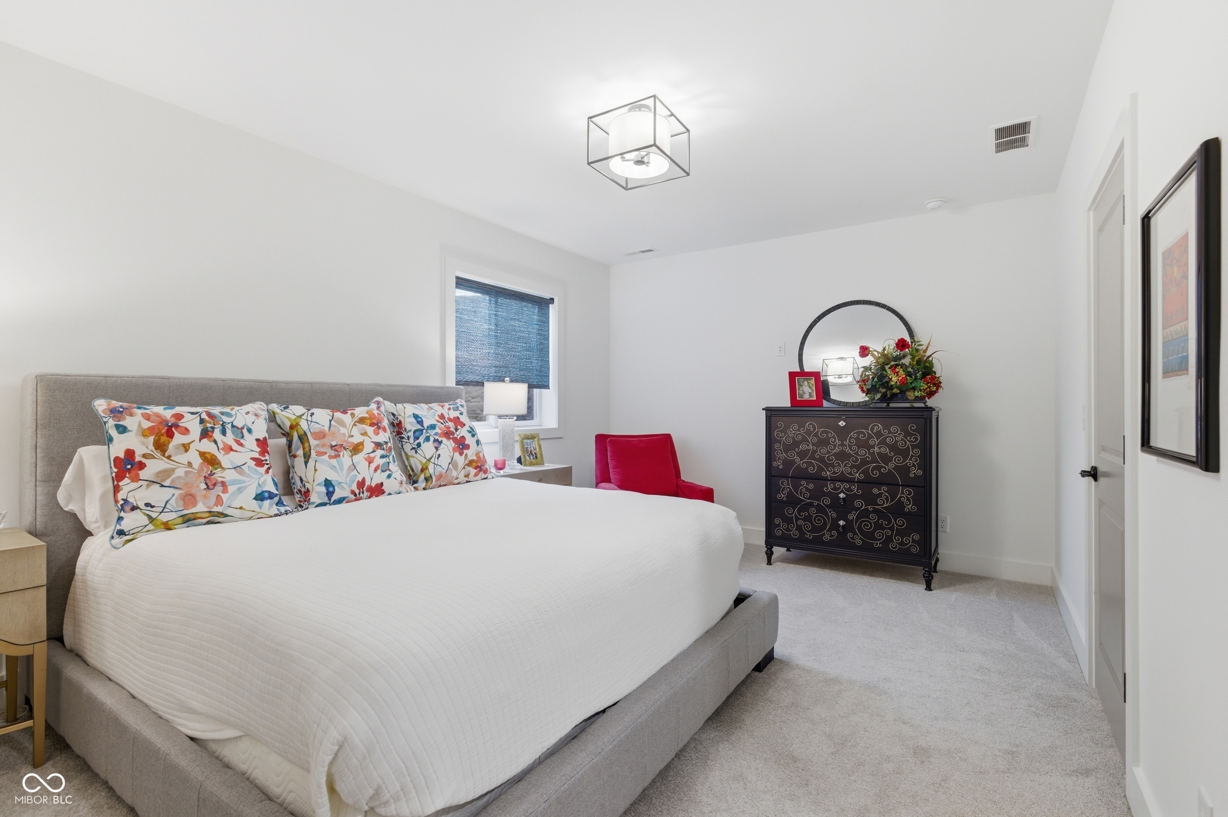 14991 Oak Hollow Lane W