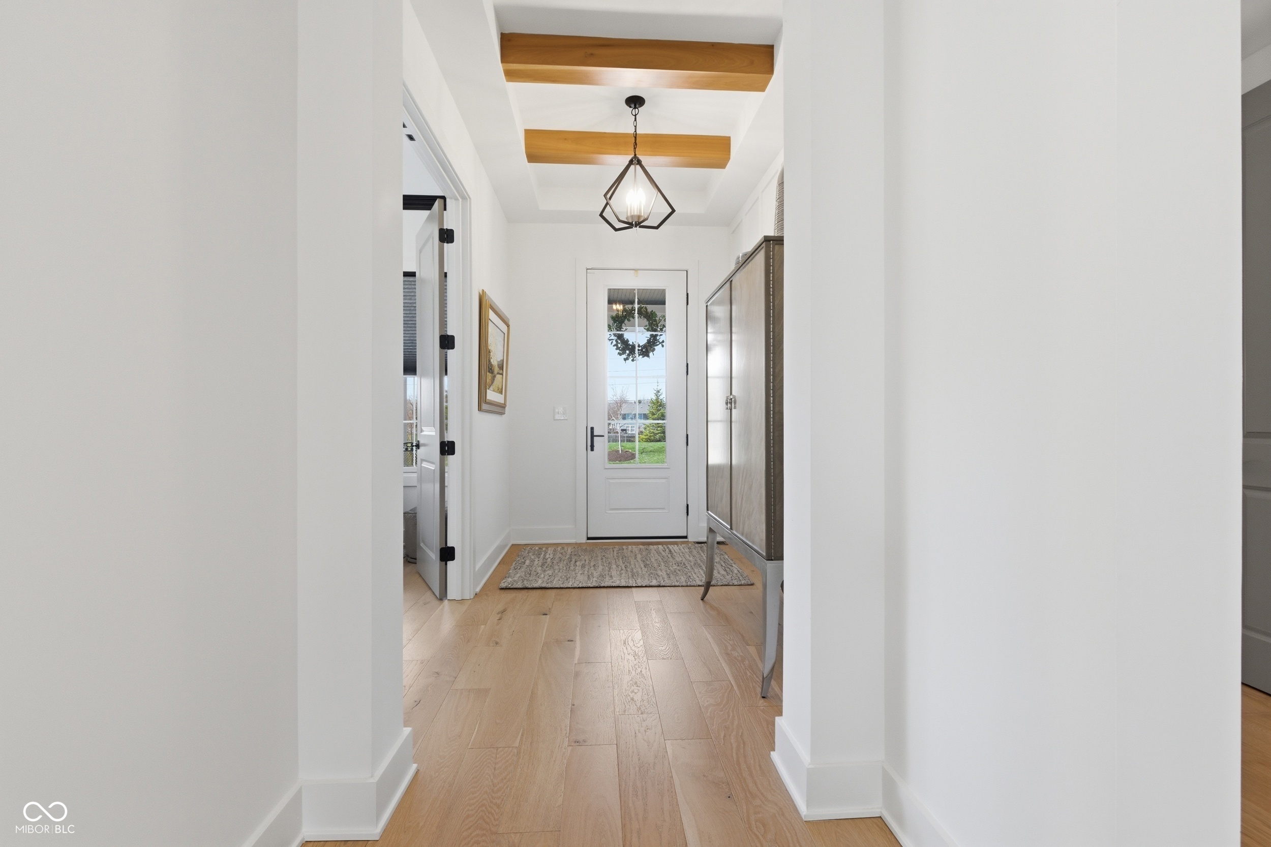 14991 Oak Hollow Lane W