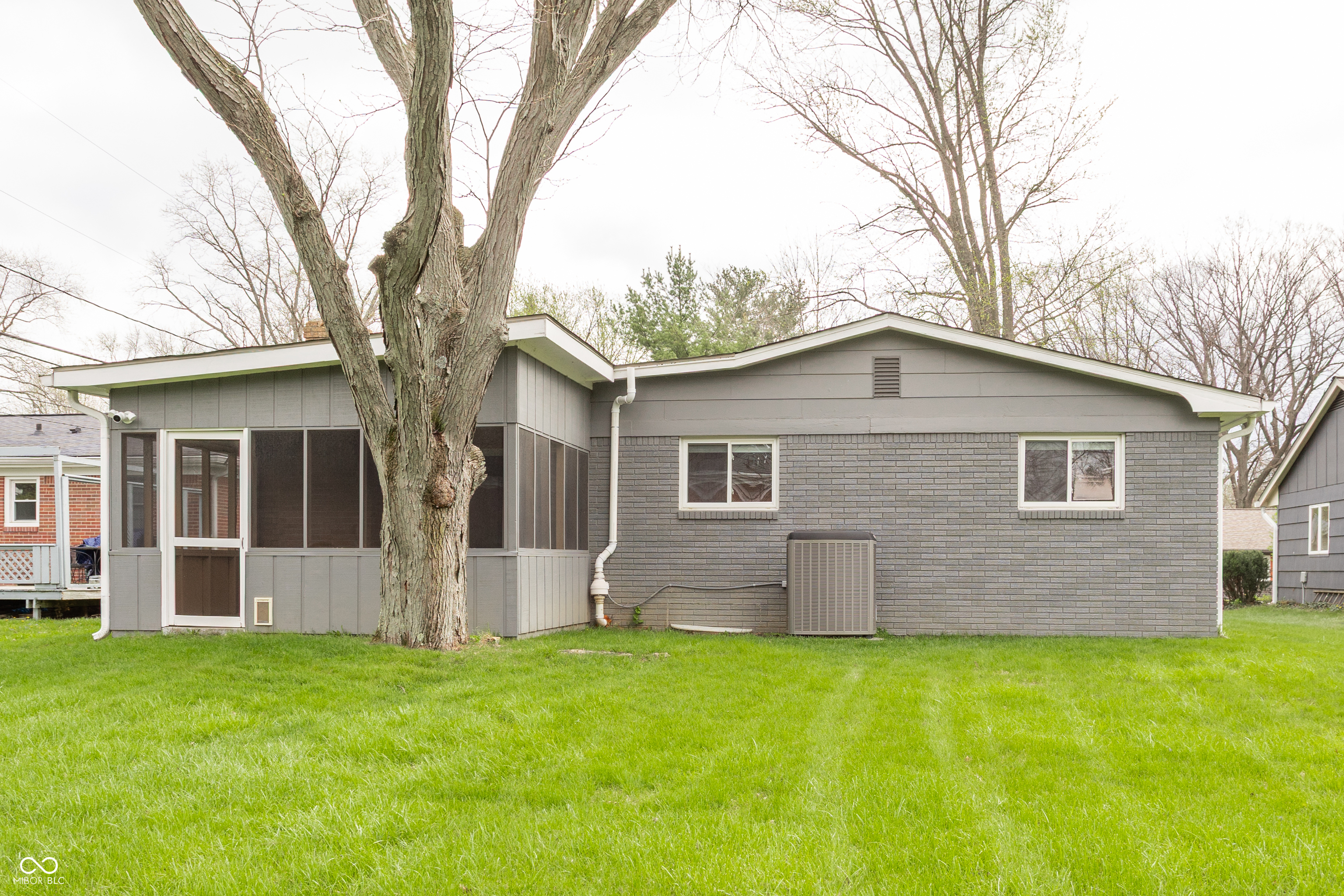 140 N 9th Street
