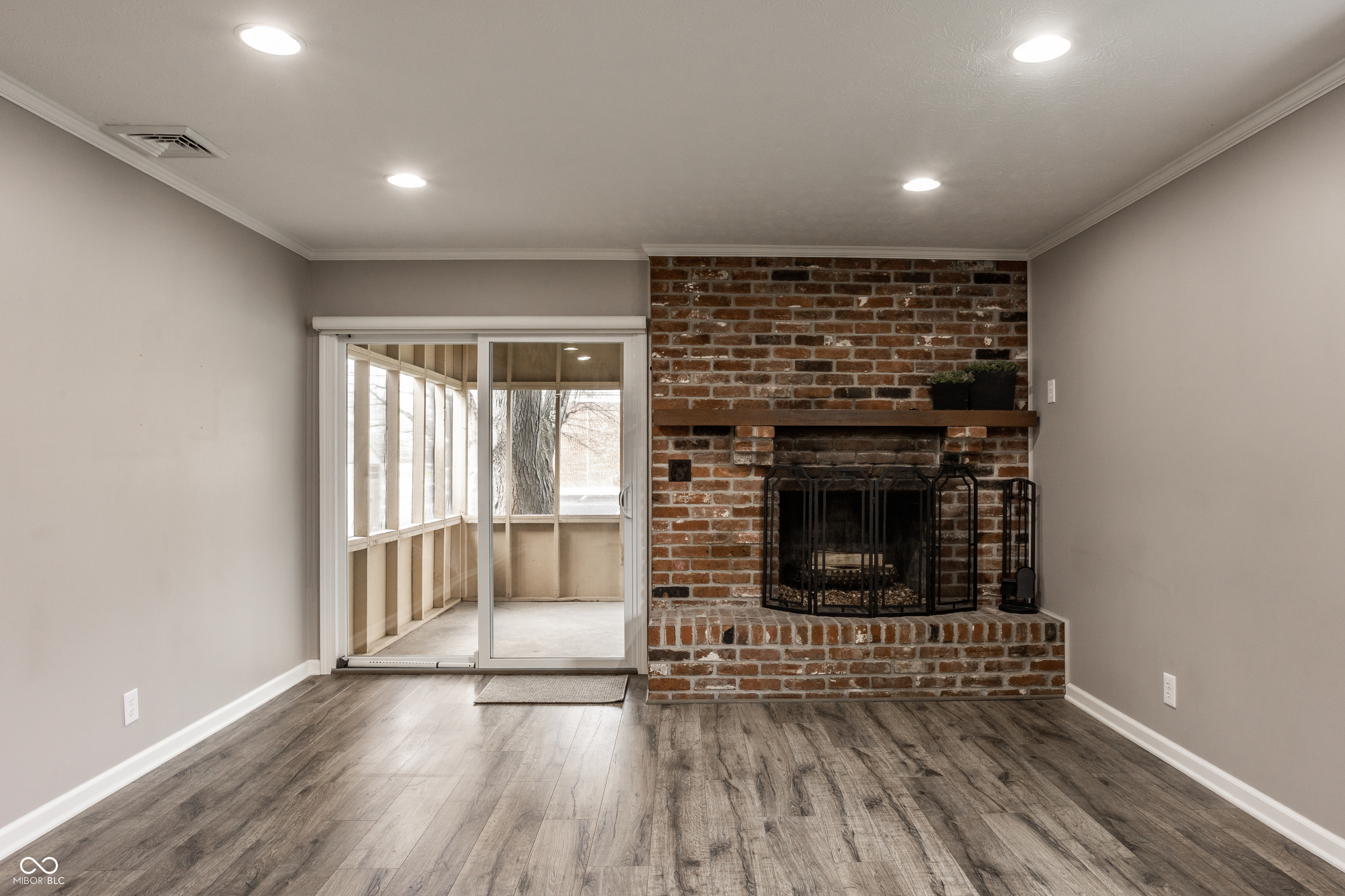 140 N 9th Street