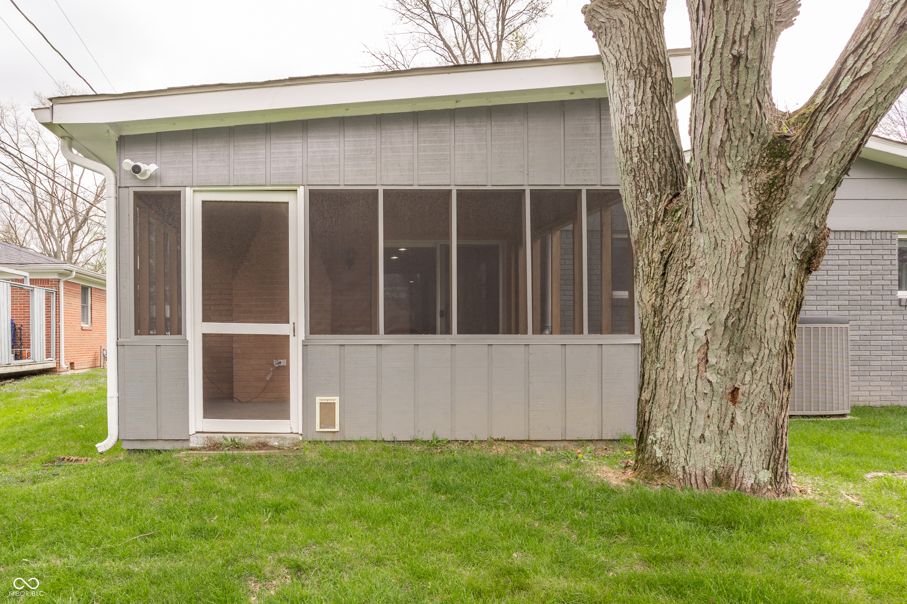 140 N 9th Street