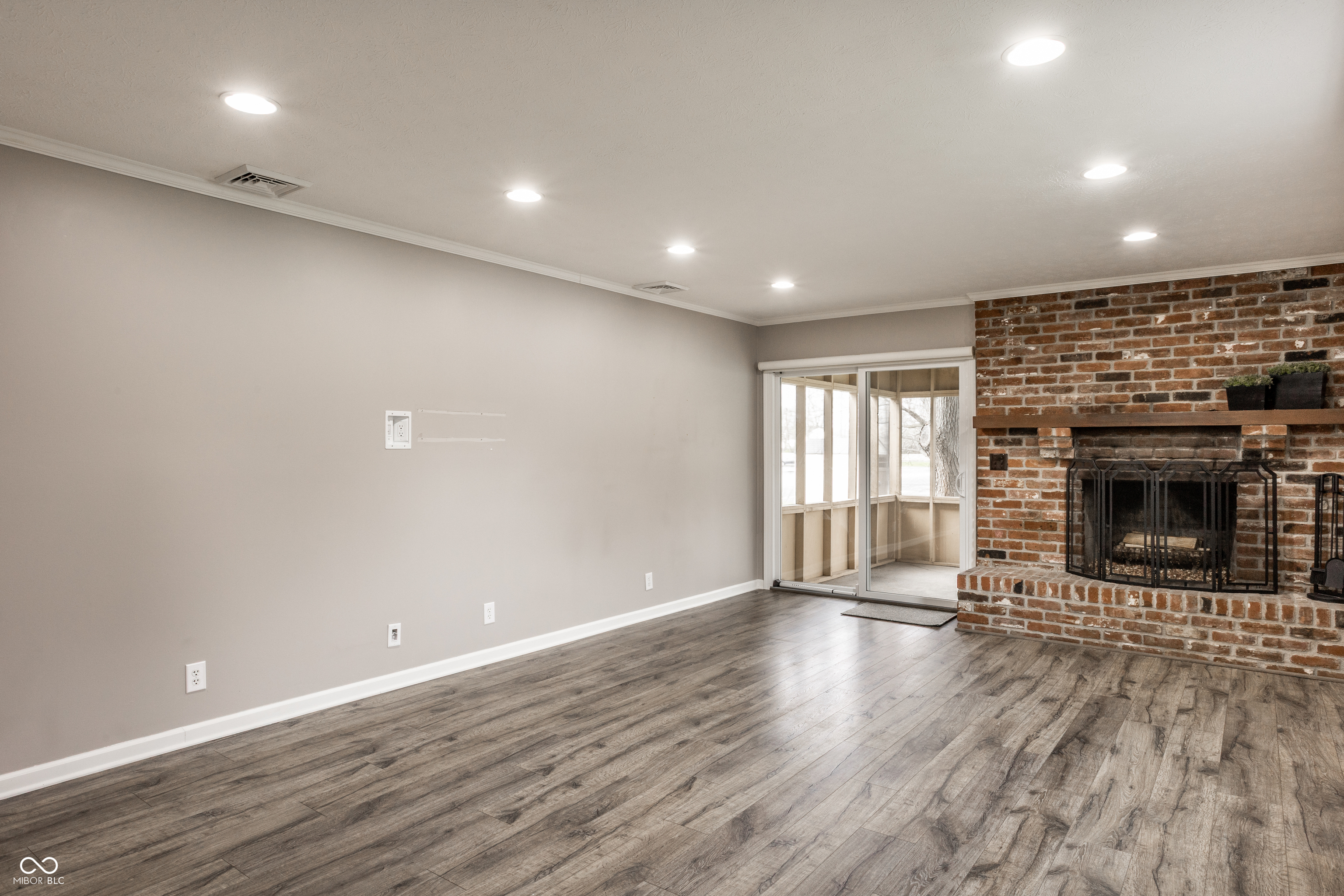 140 N 9th Street
