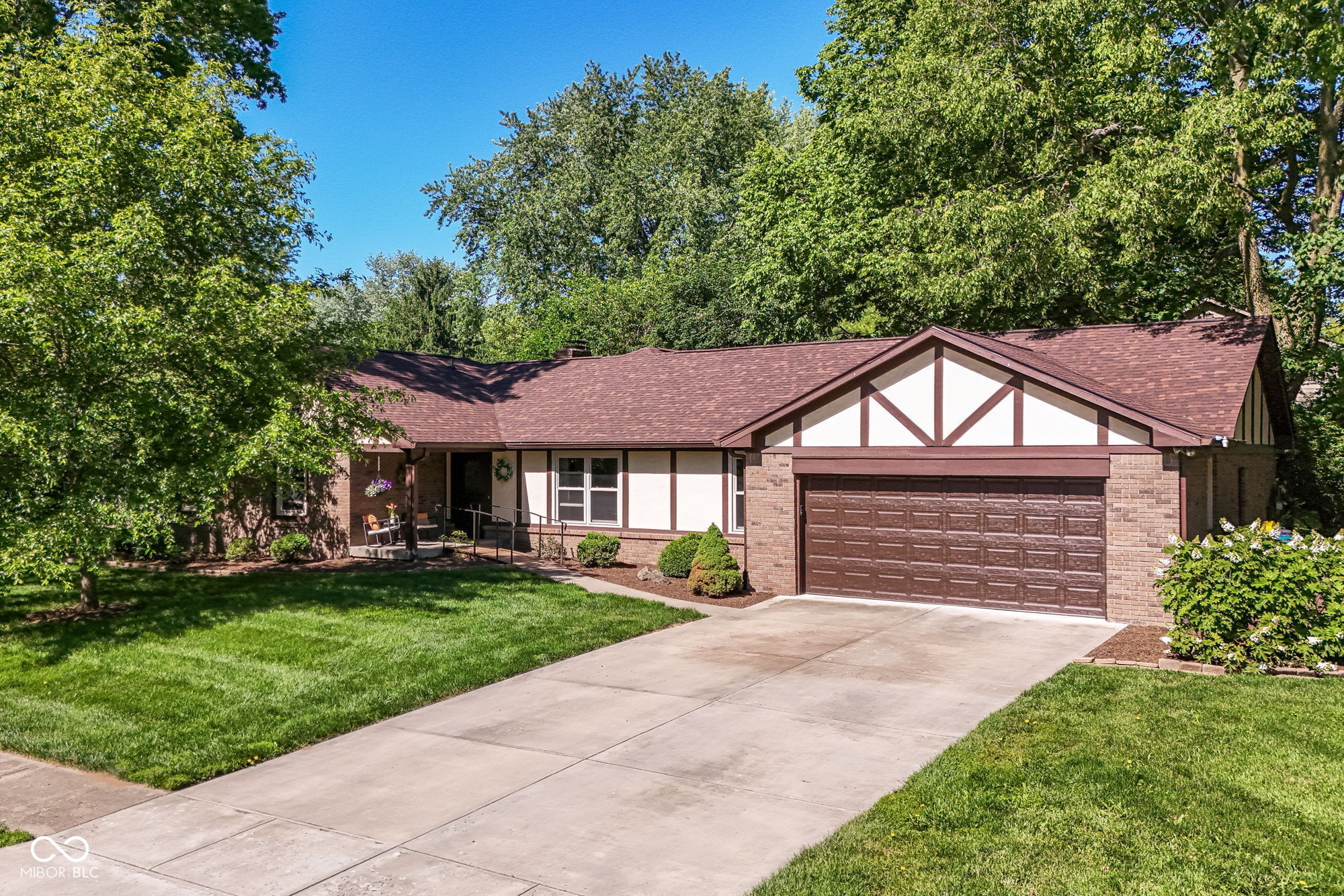 10188 E Lakeshore Drive