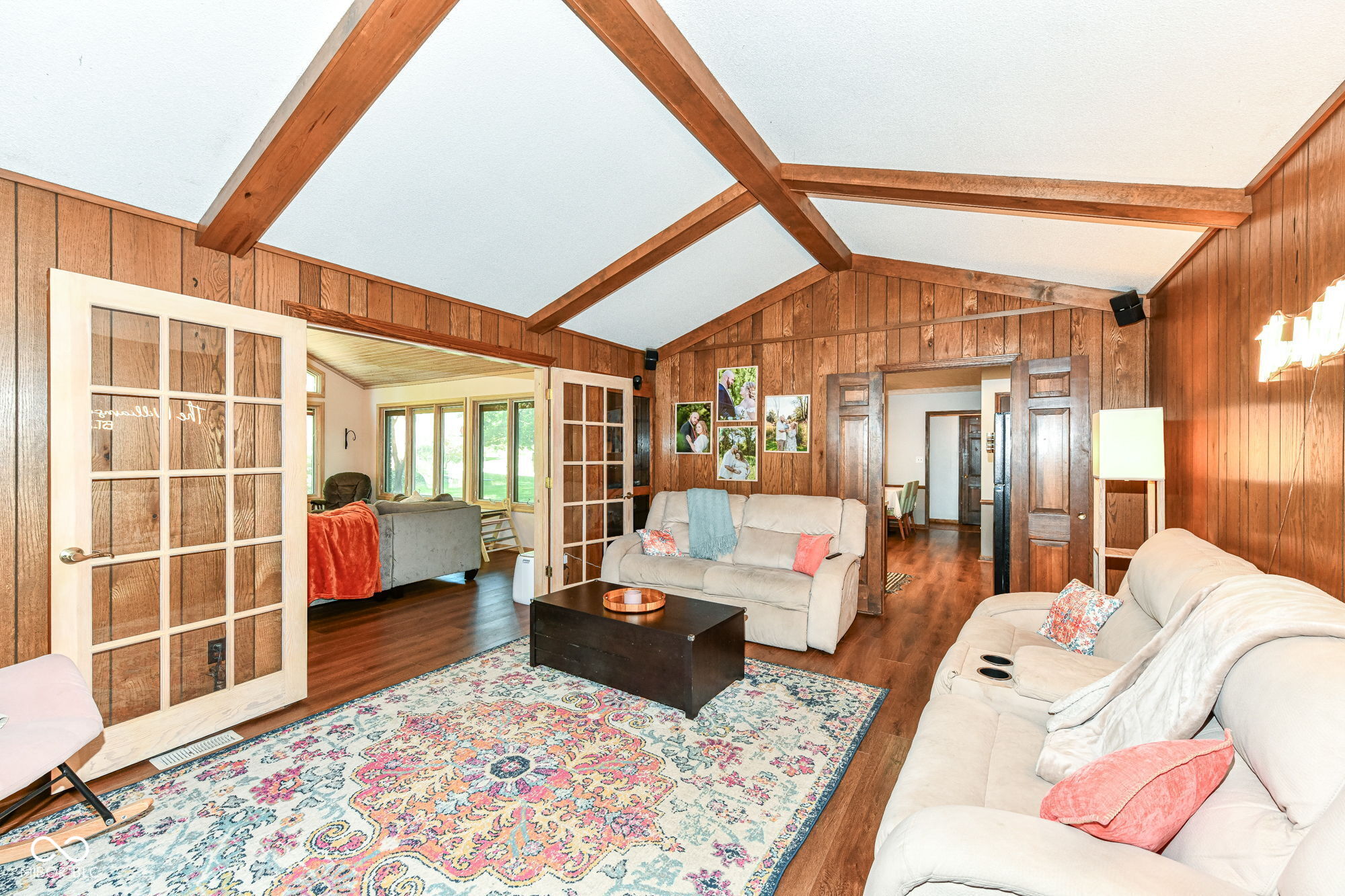 10188 E Lakeshore Drive
