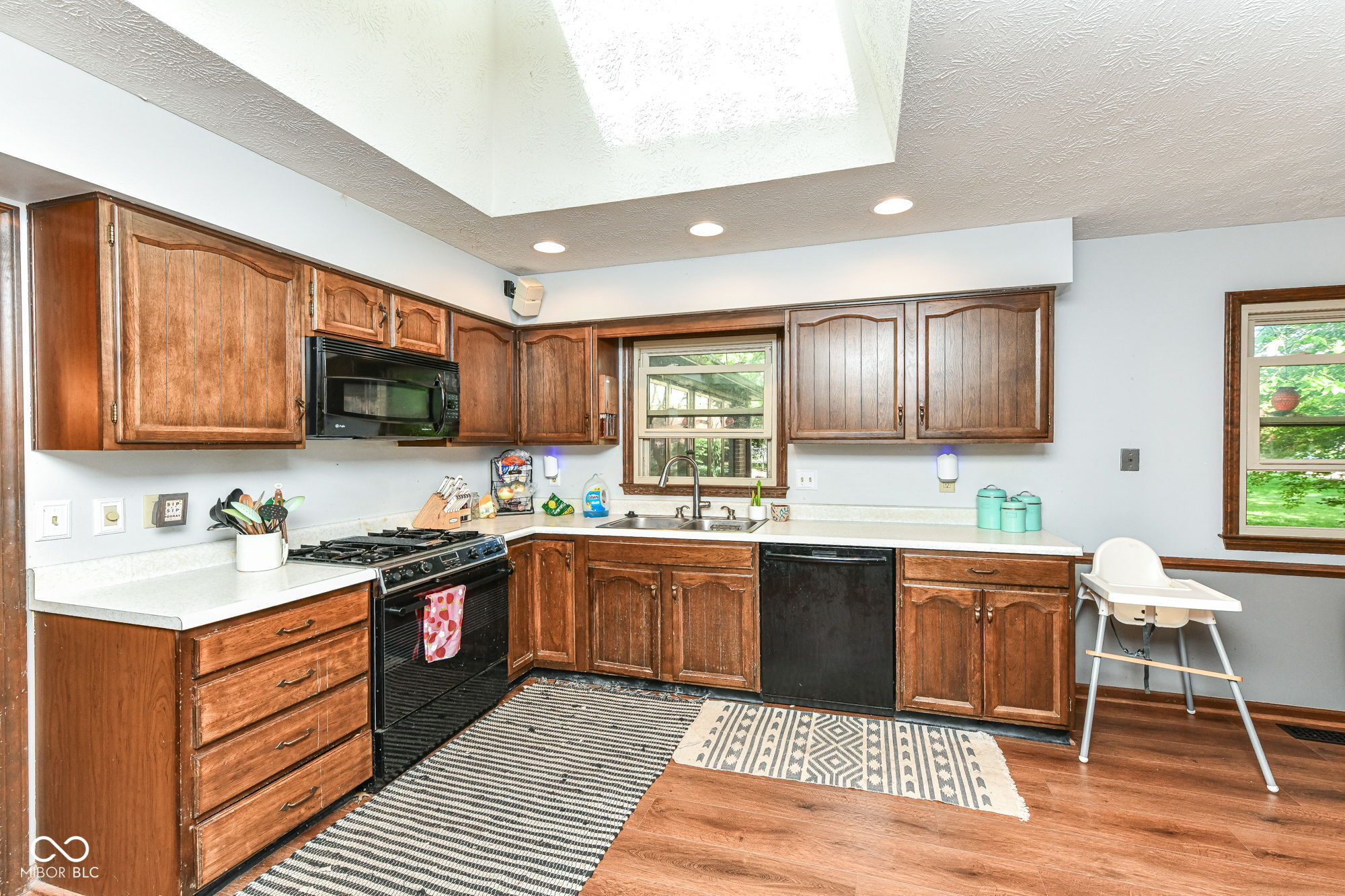 10188 E Lakeshore Drive